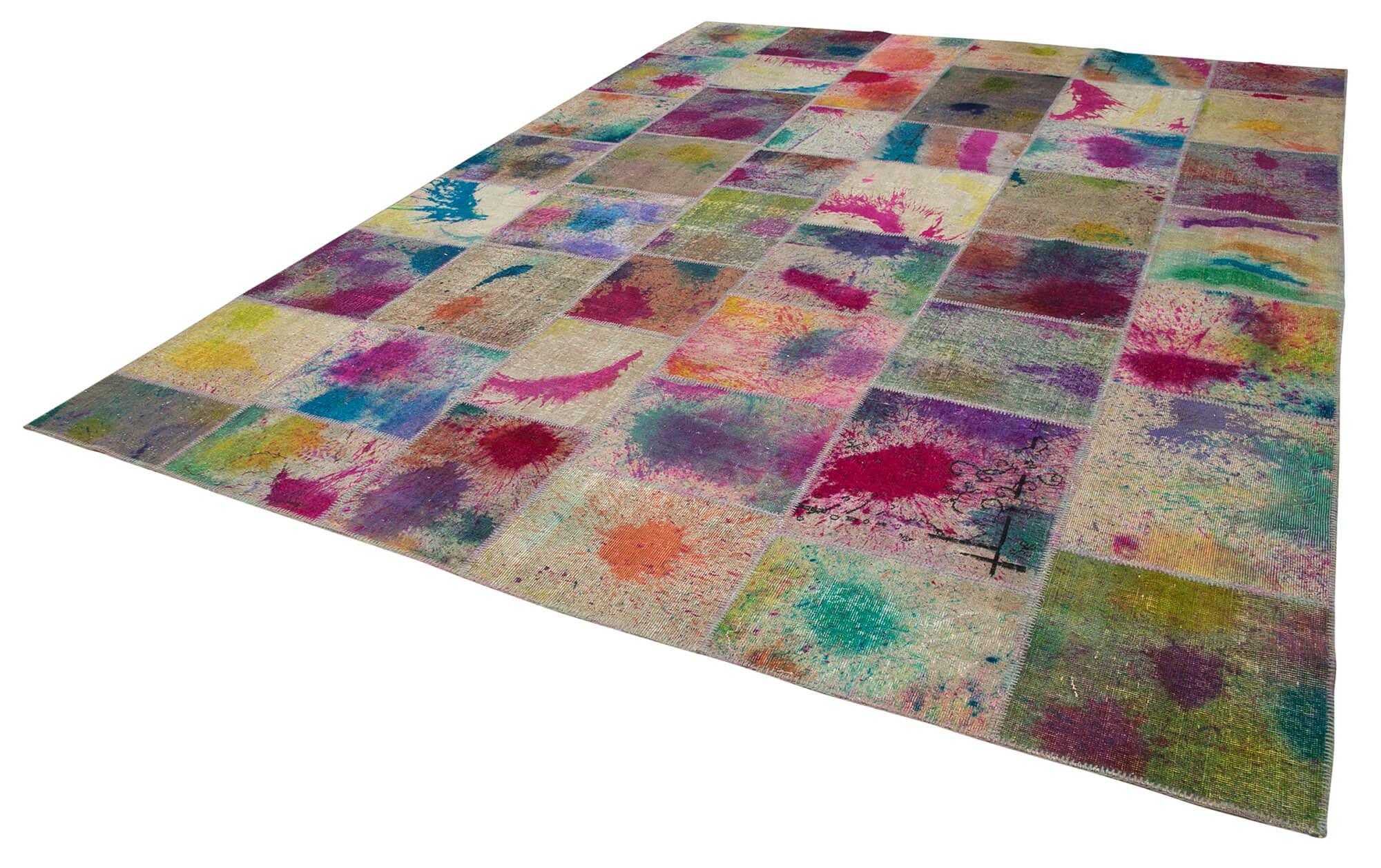 10 x 13 Multicolor Patchwork Rug - 939