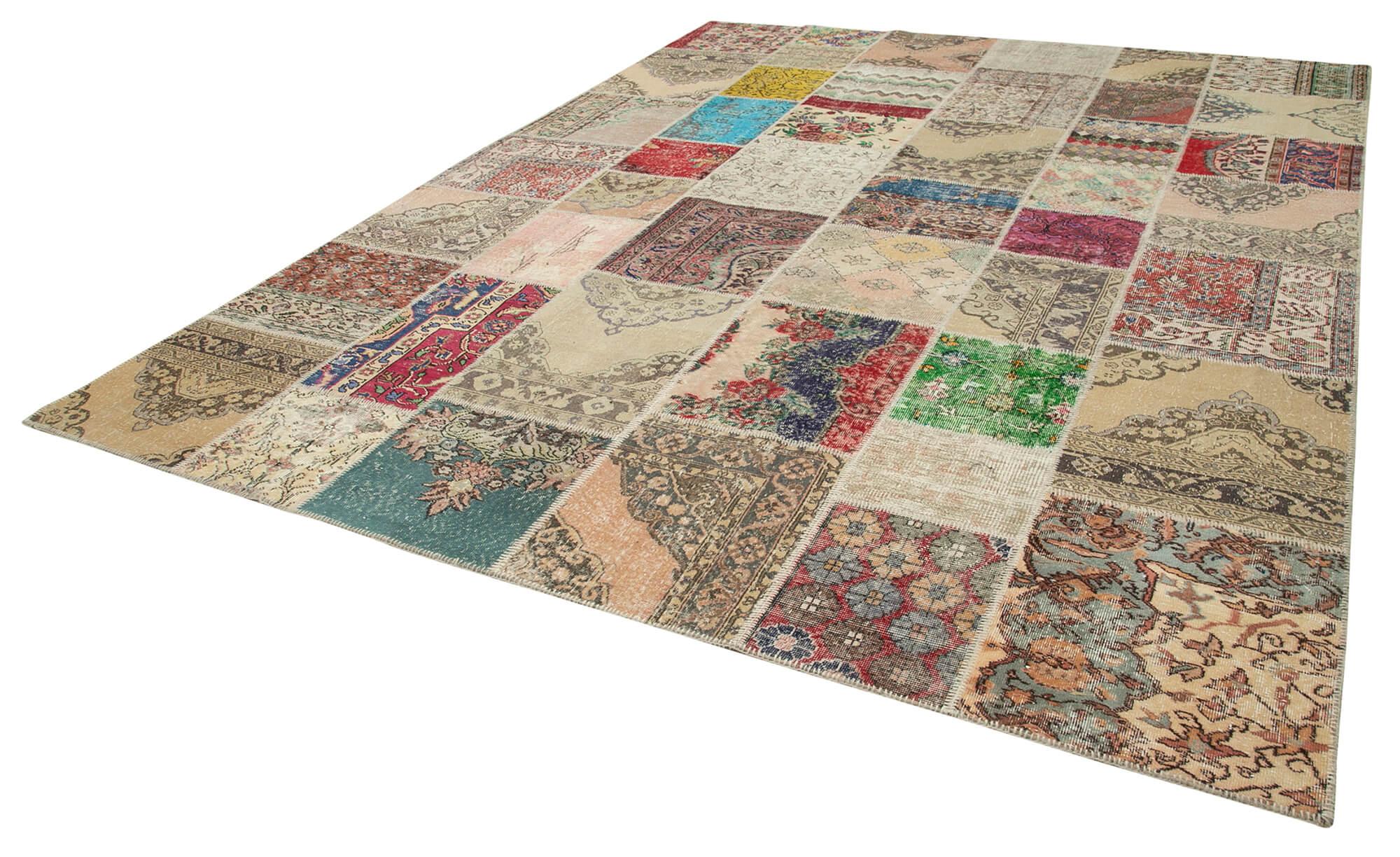 10 x 13 Beige Patchwork Rug - 941