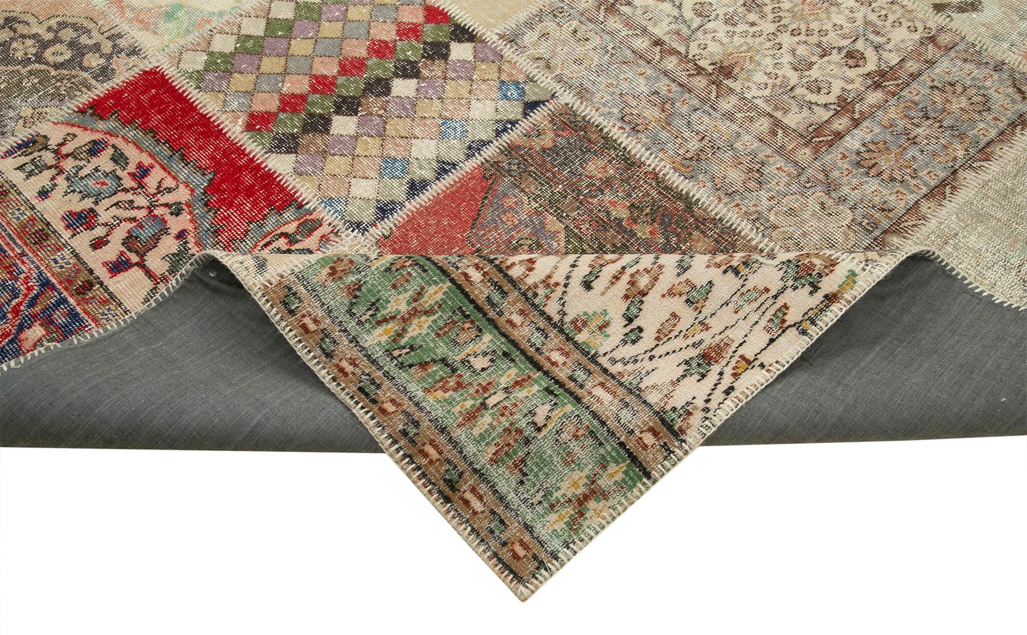 10 x 13 Beige Patchwork Rug - 941