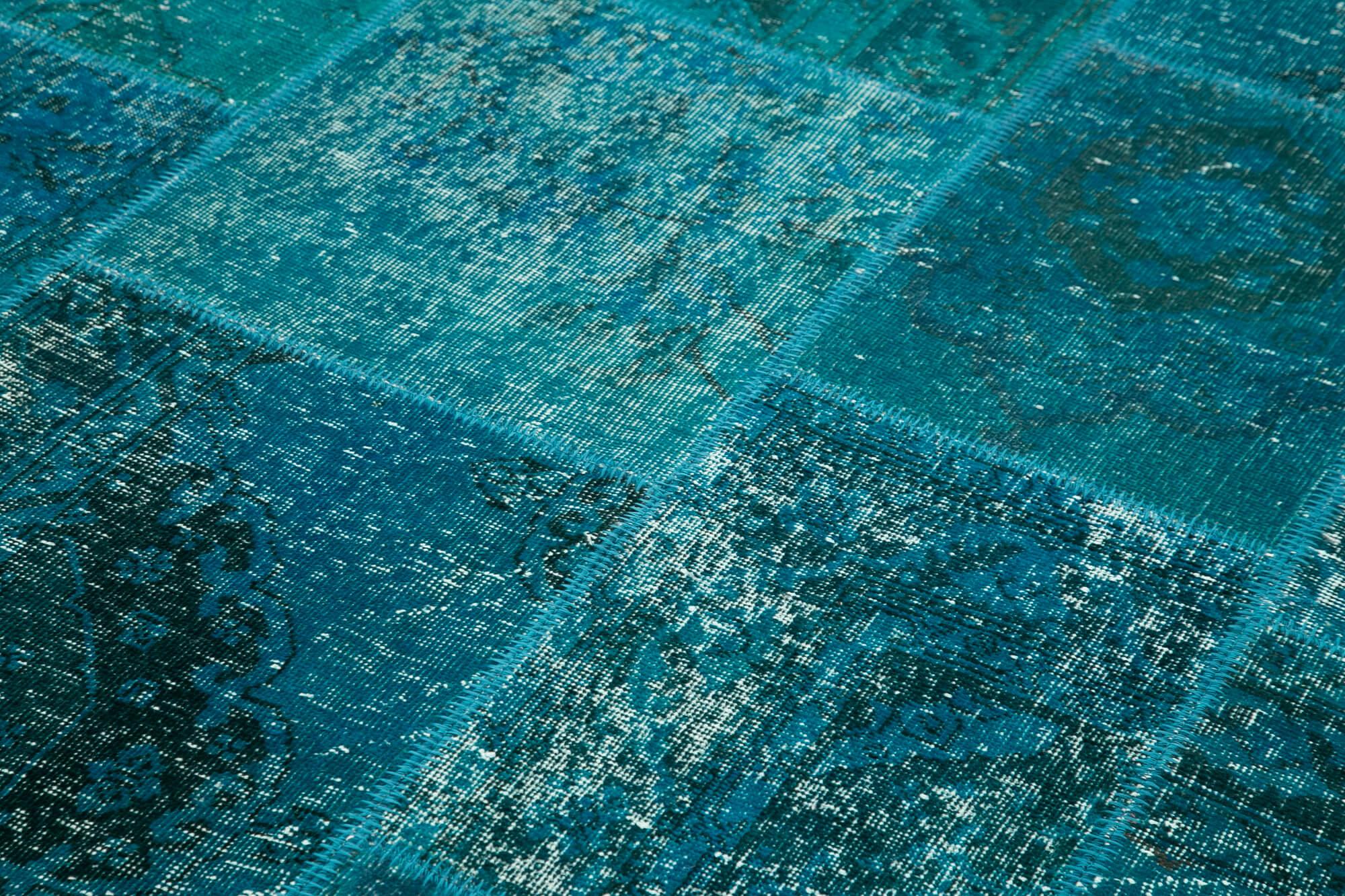 5 x 8 Turquoise Patchwork Rug - 350