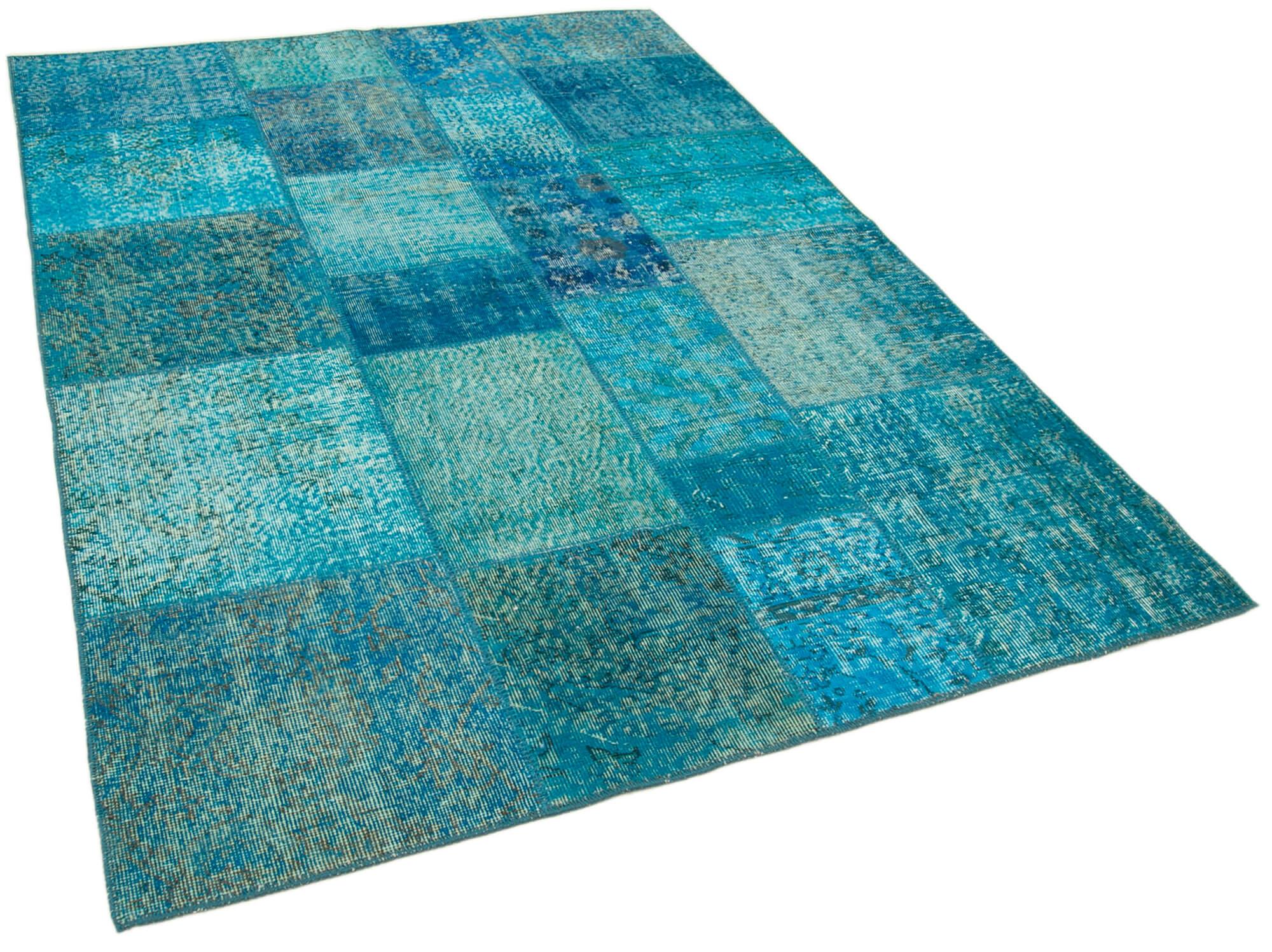 6 x 8 Turquoise Patchwork Rug - 352