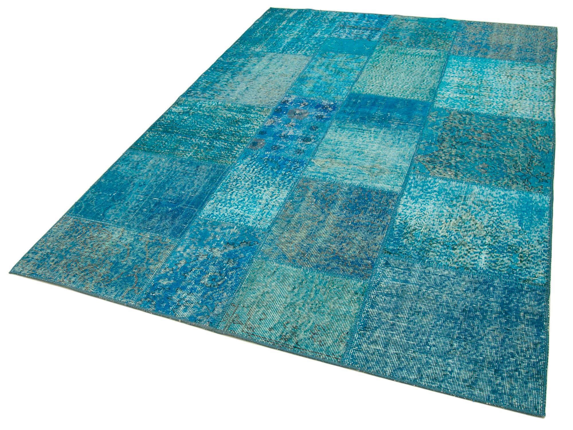 6 x 8 Turquoise Patchwork Rug - 352