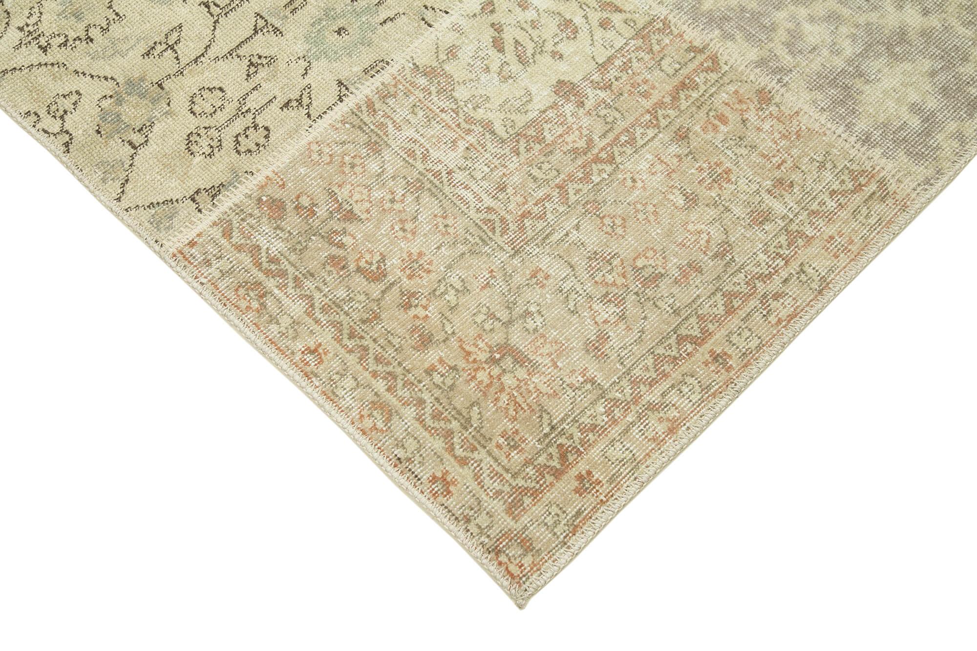 6 x 8 Beige Patchwork Rug - 356