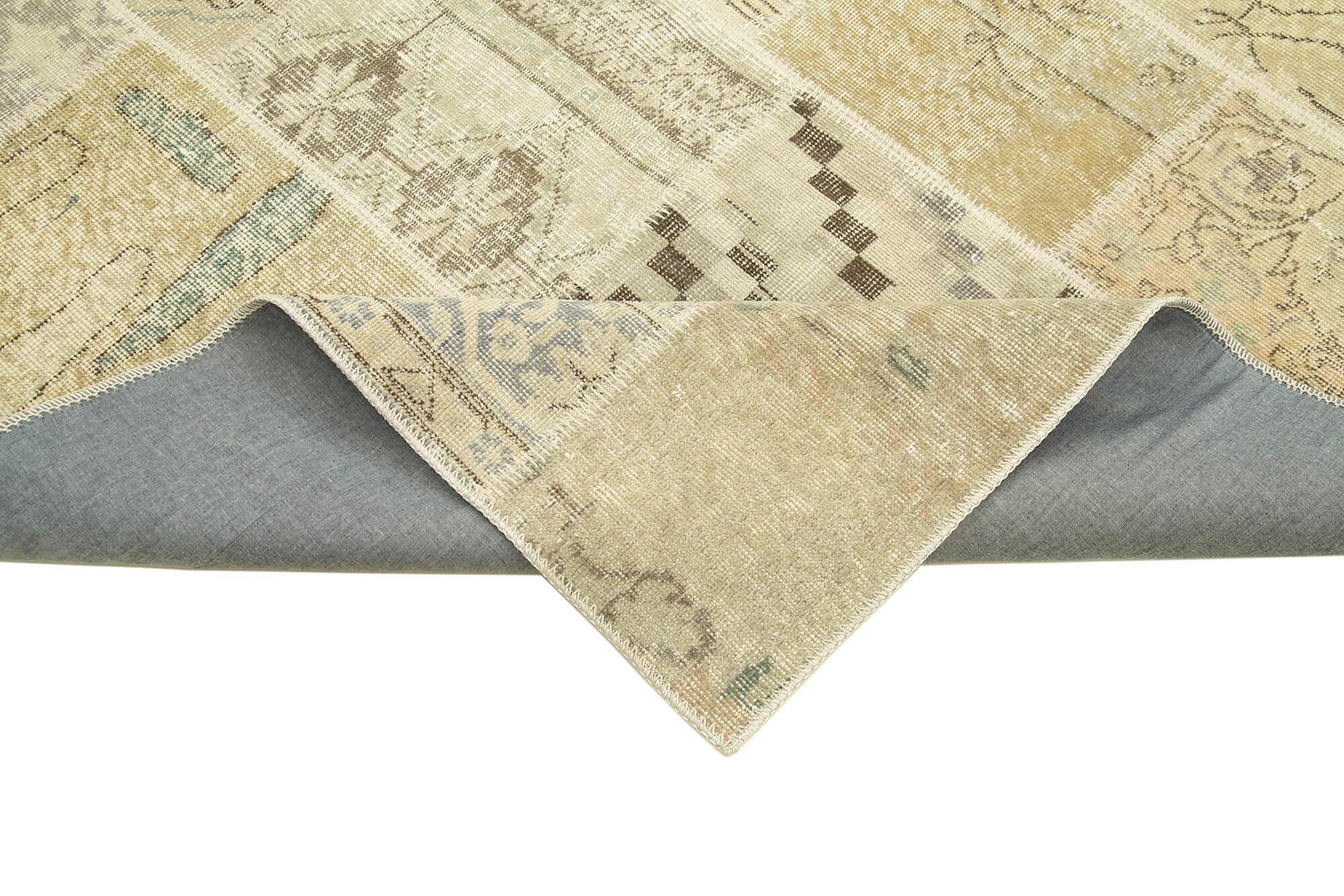 6 x 8 Beige Patchwork Rug - 356