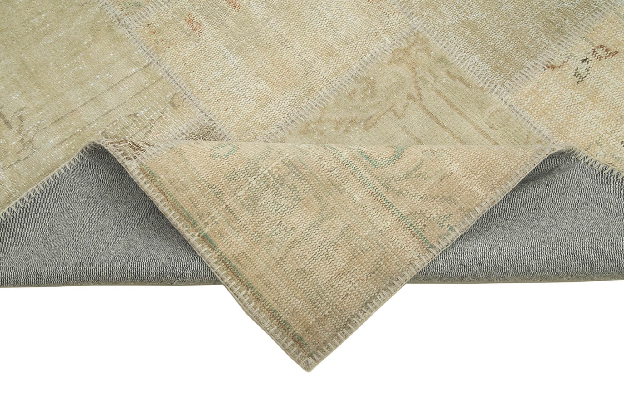 6 x 8 Beige Patchwork Rug - 360