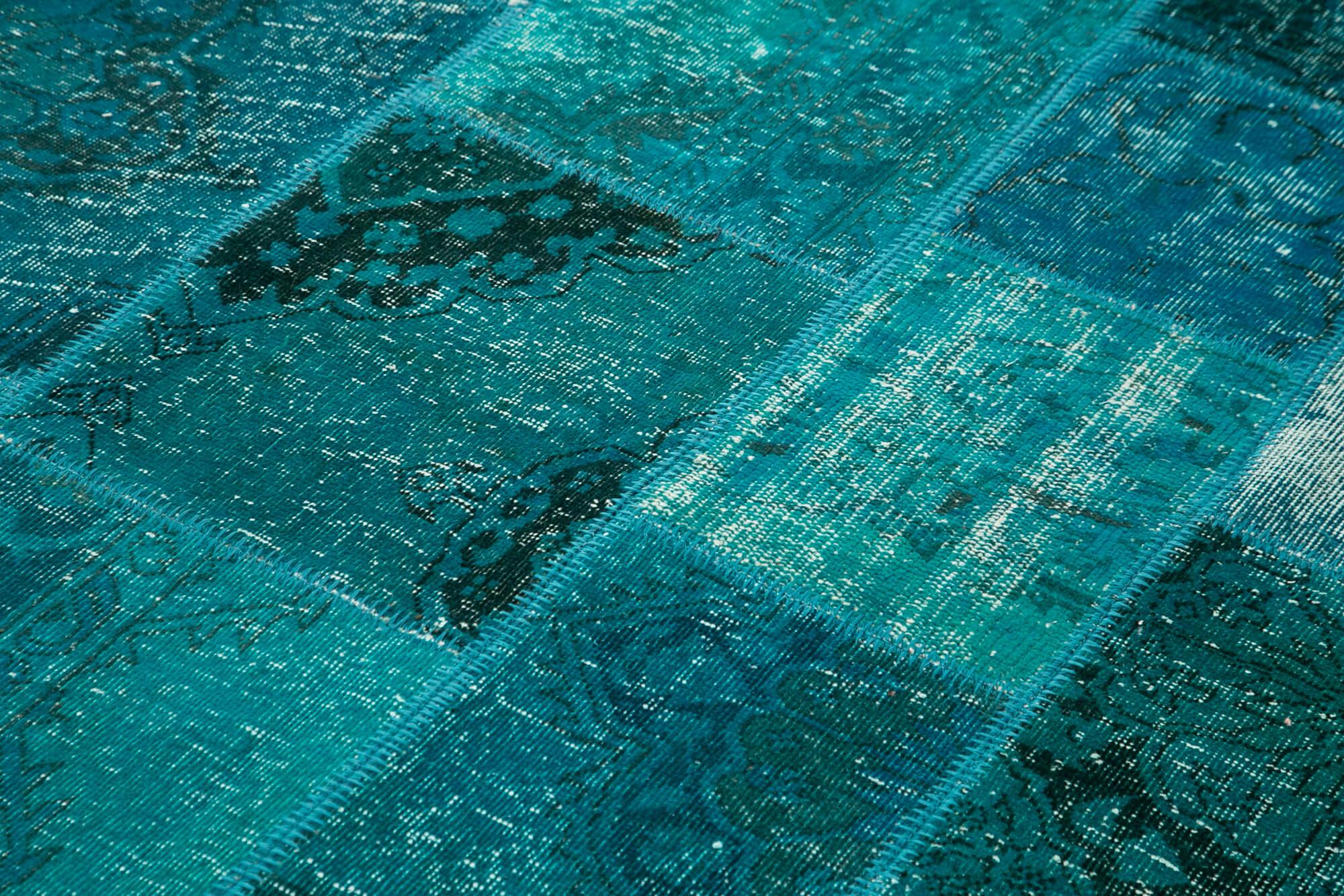 6 x 8 Turquoise Patchwork Rug - 400