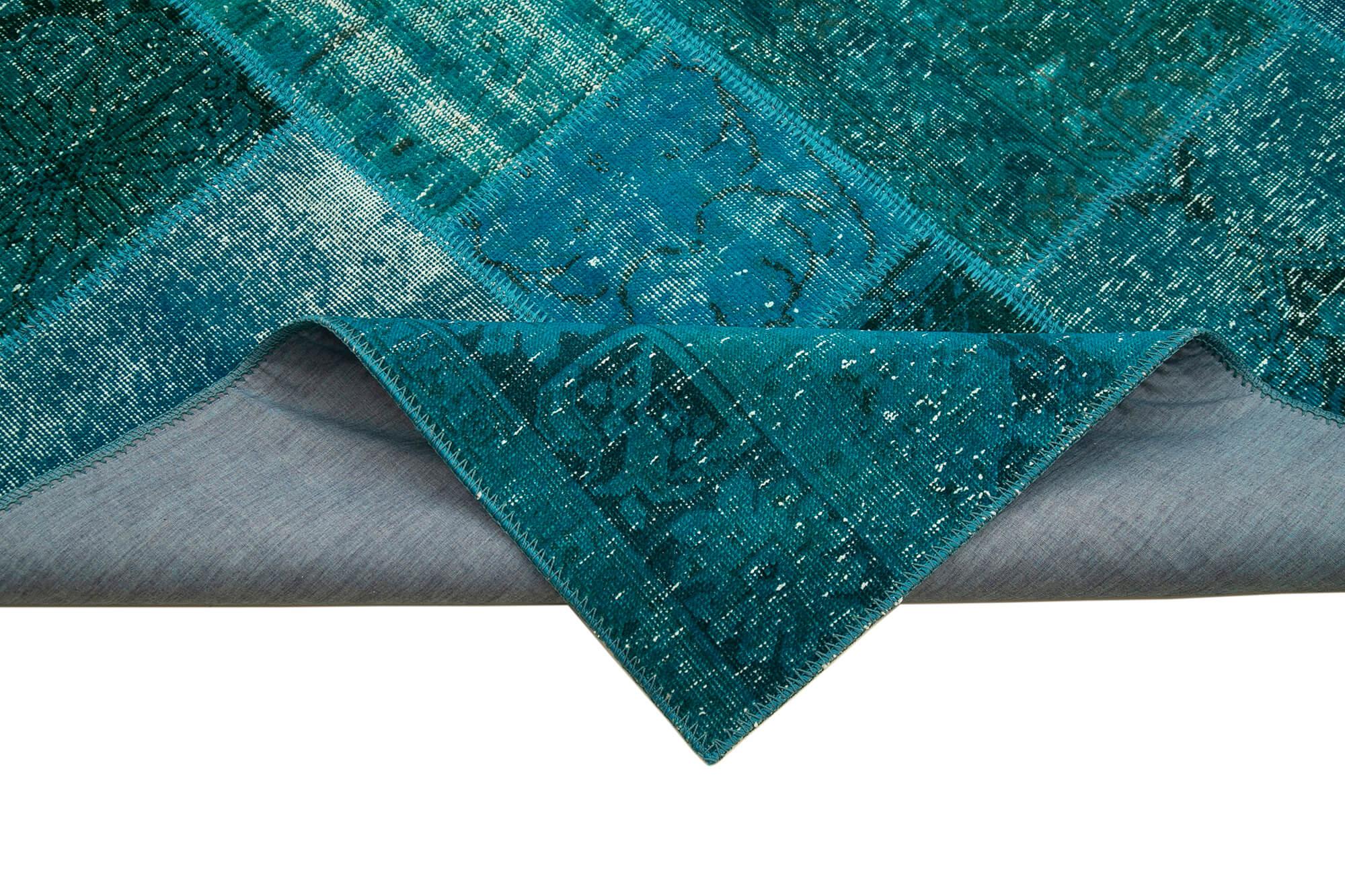 6 x 8 Turquoise Patchwork Rug - 400