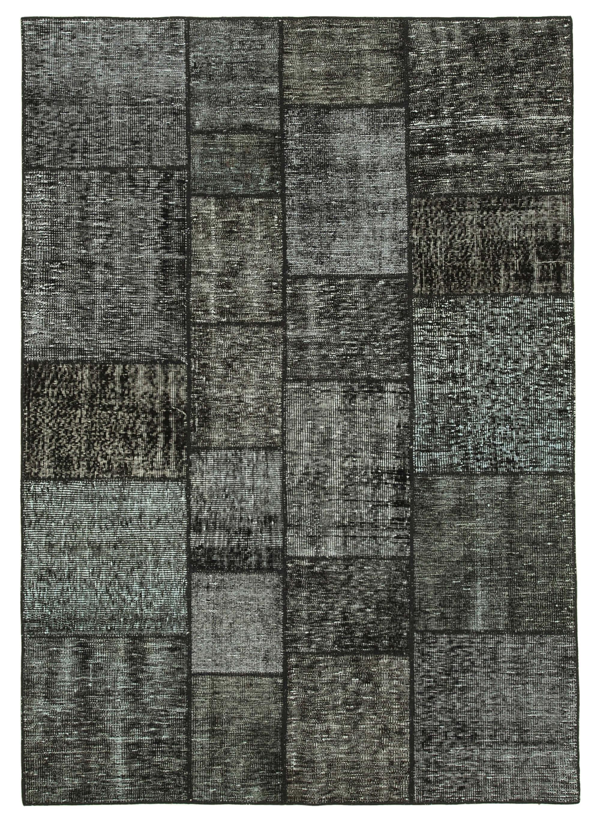 6 x 8 Black Patchwork Rug - 608