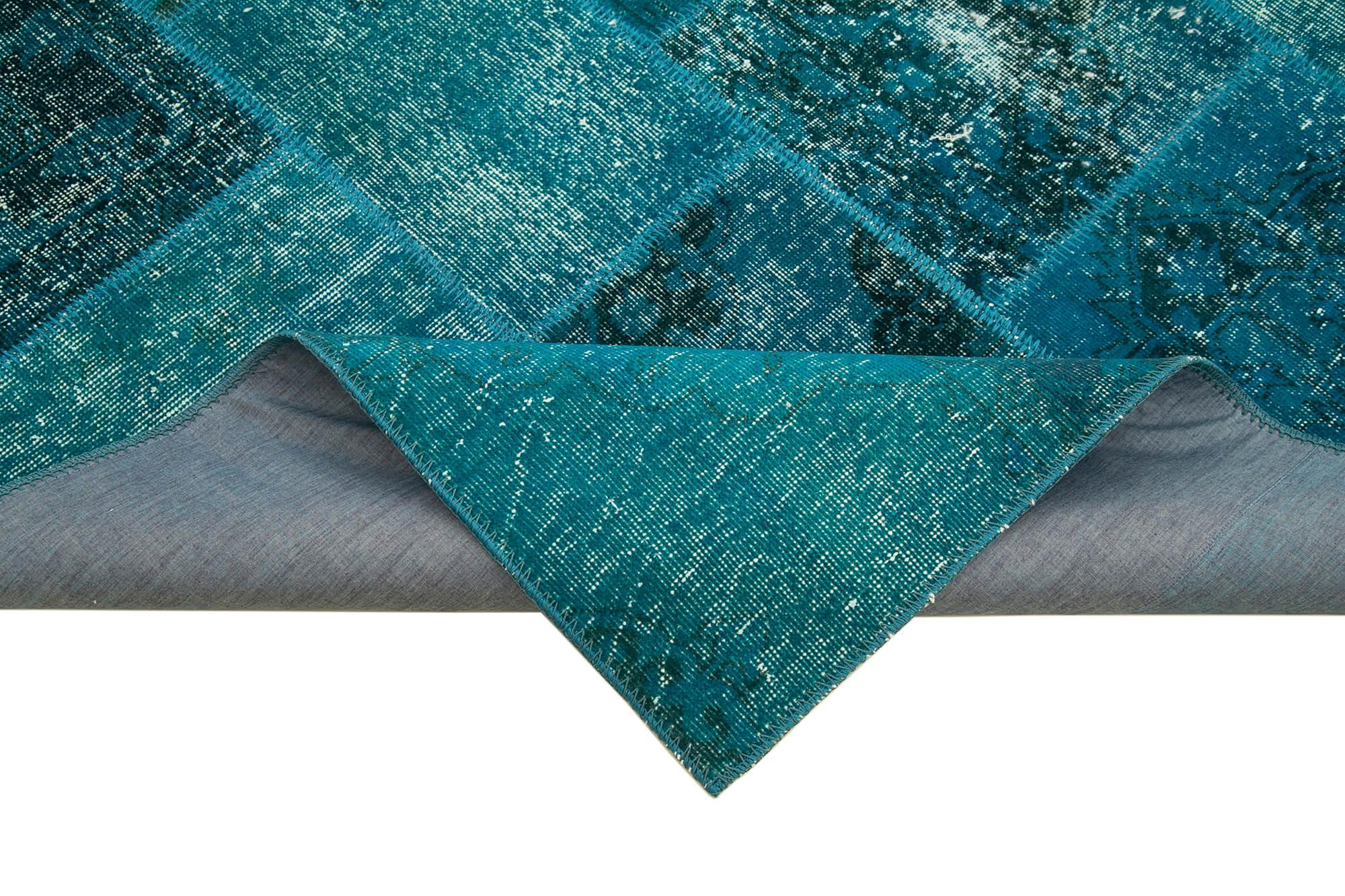 6 x 8 Turquoise Patchwork Rug - 609