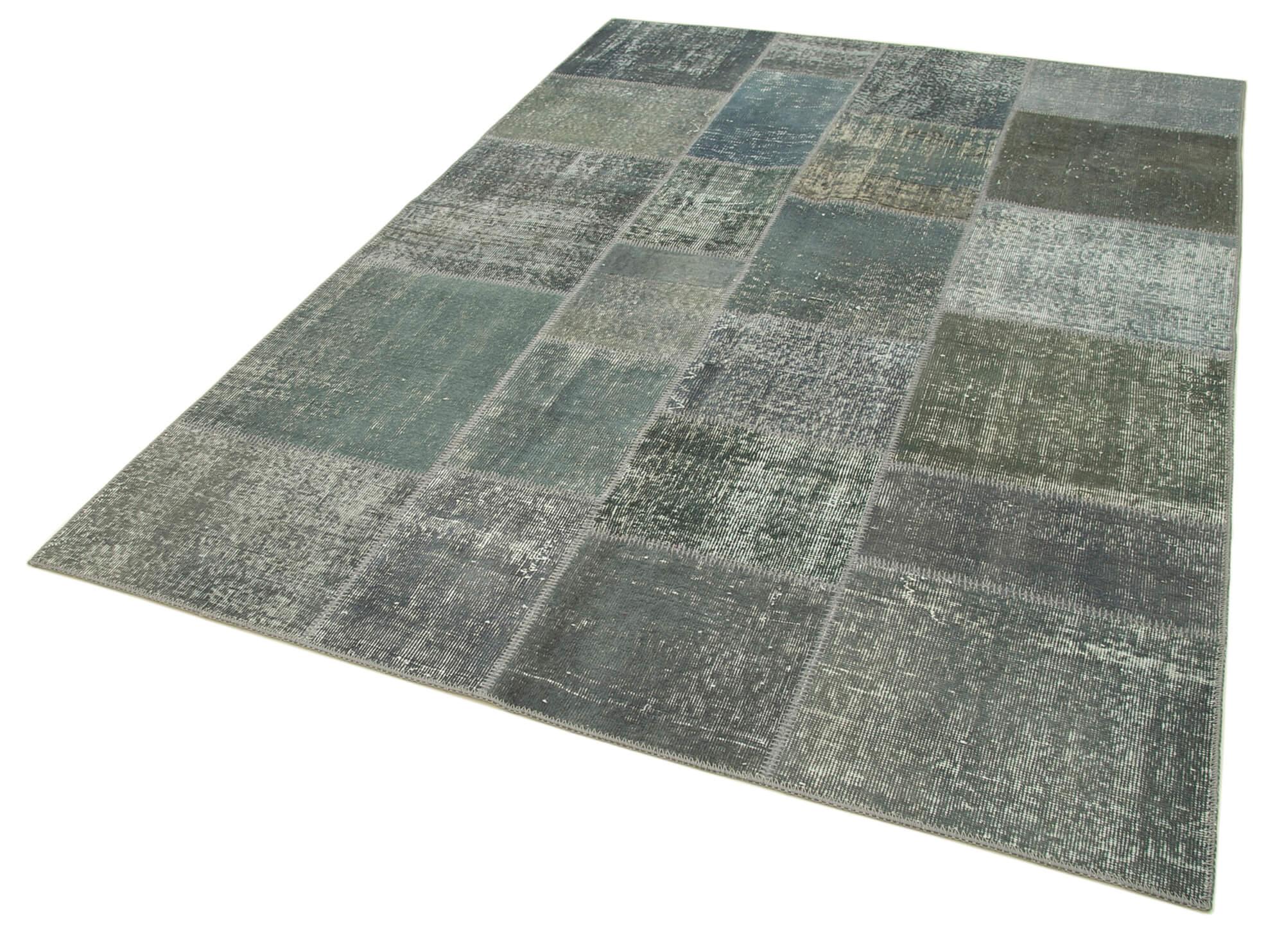 6 x 8 Grey Patchwork Rug - 610