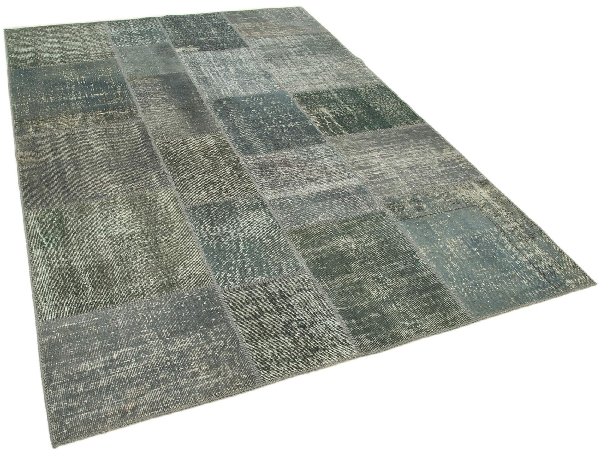 6 x 8 Grey Patchwork Rug - 611