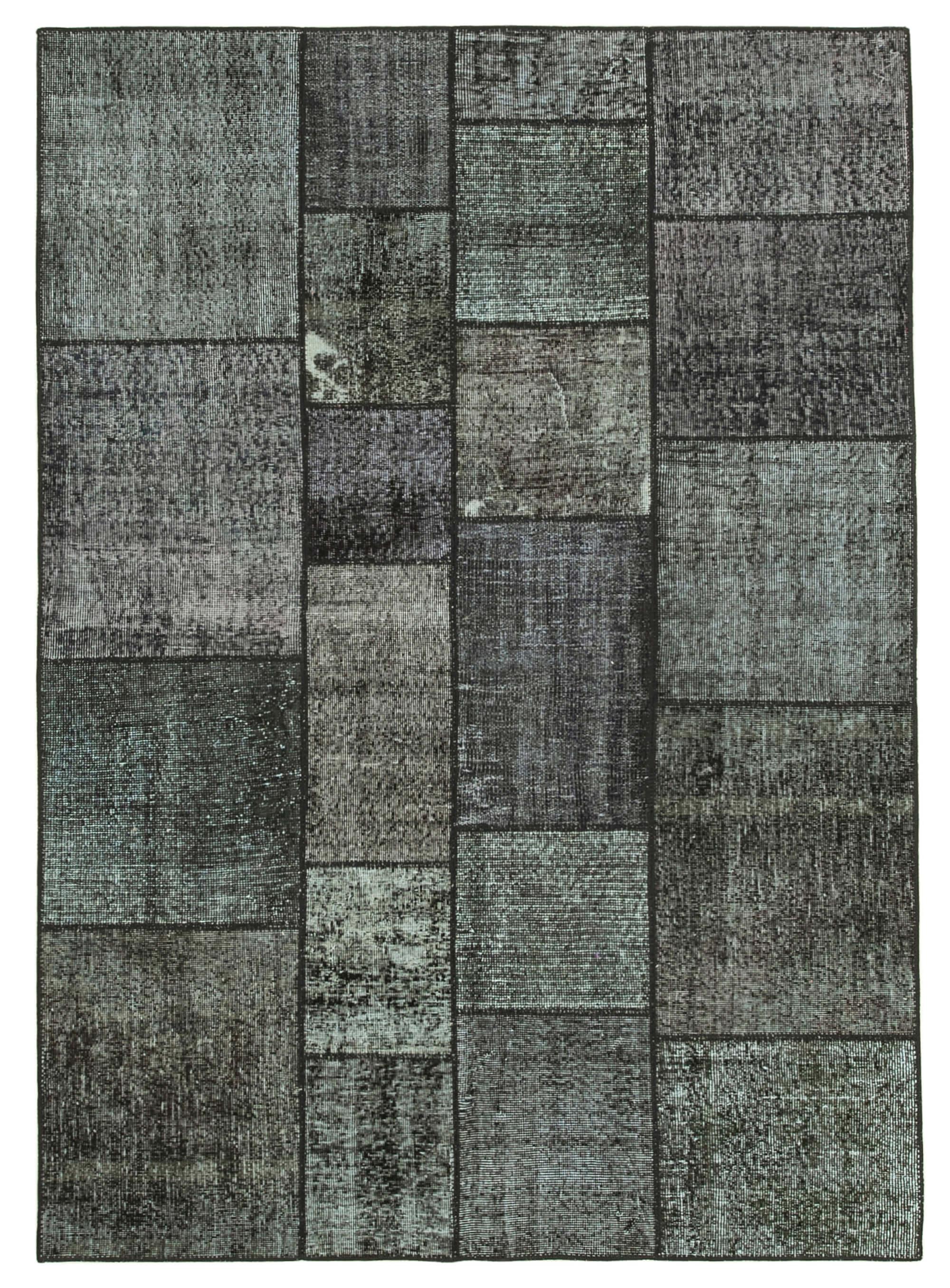 6 x 8 Black Patchwork Rug - 614