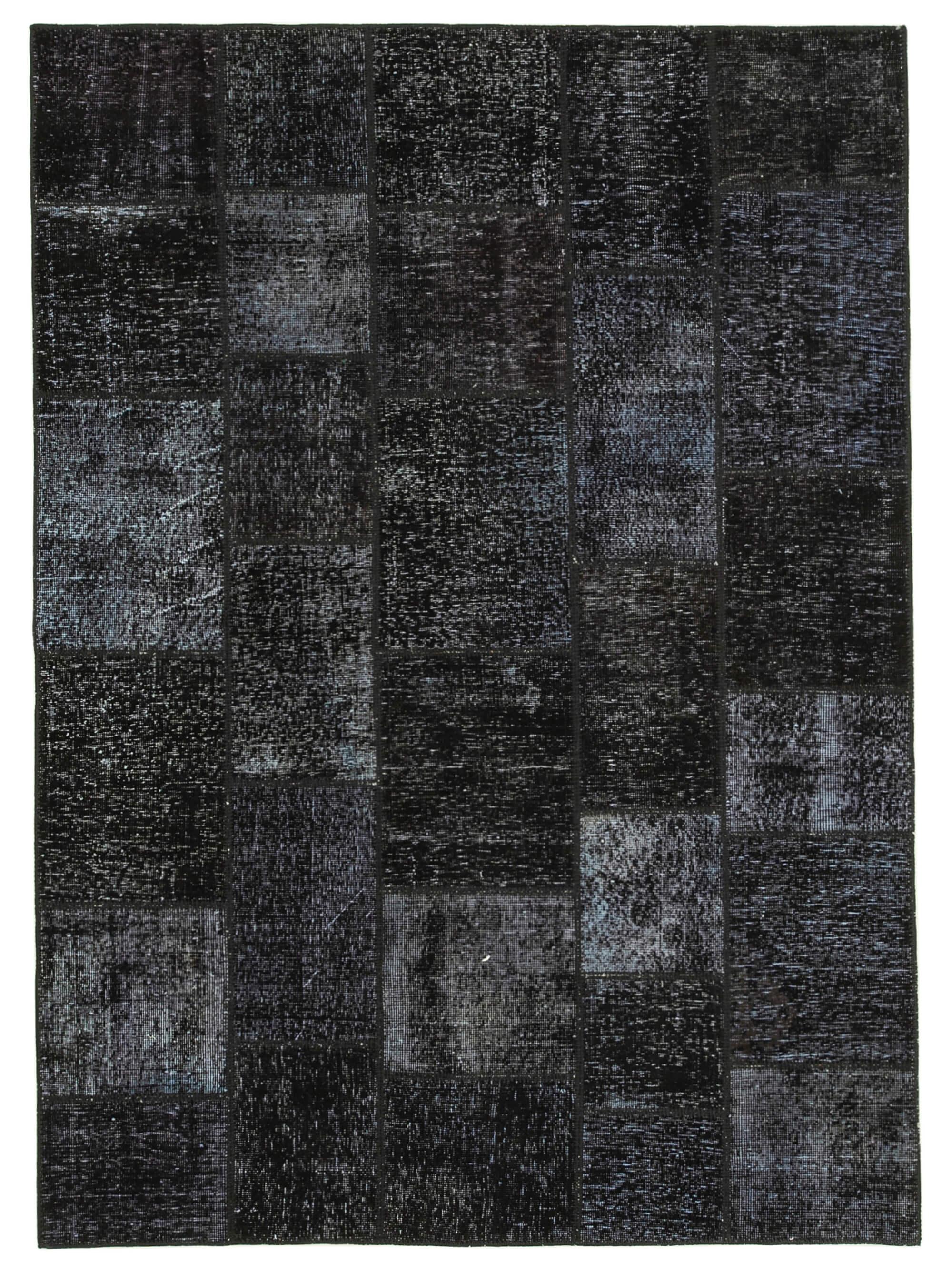 6 x 8 Black Patchwork Rug - 616