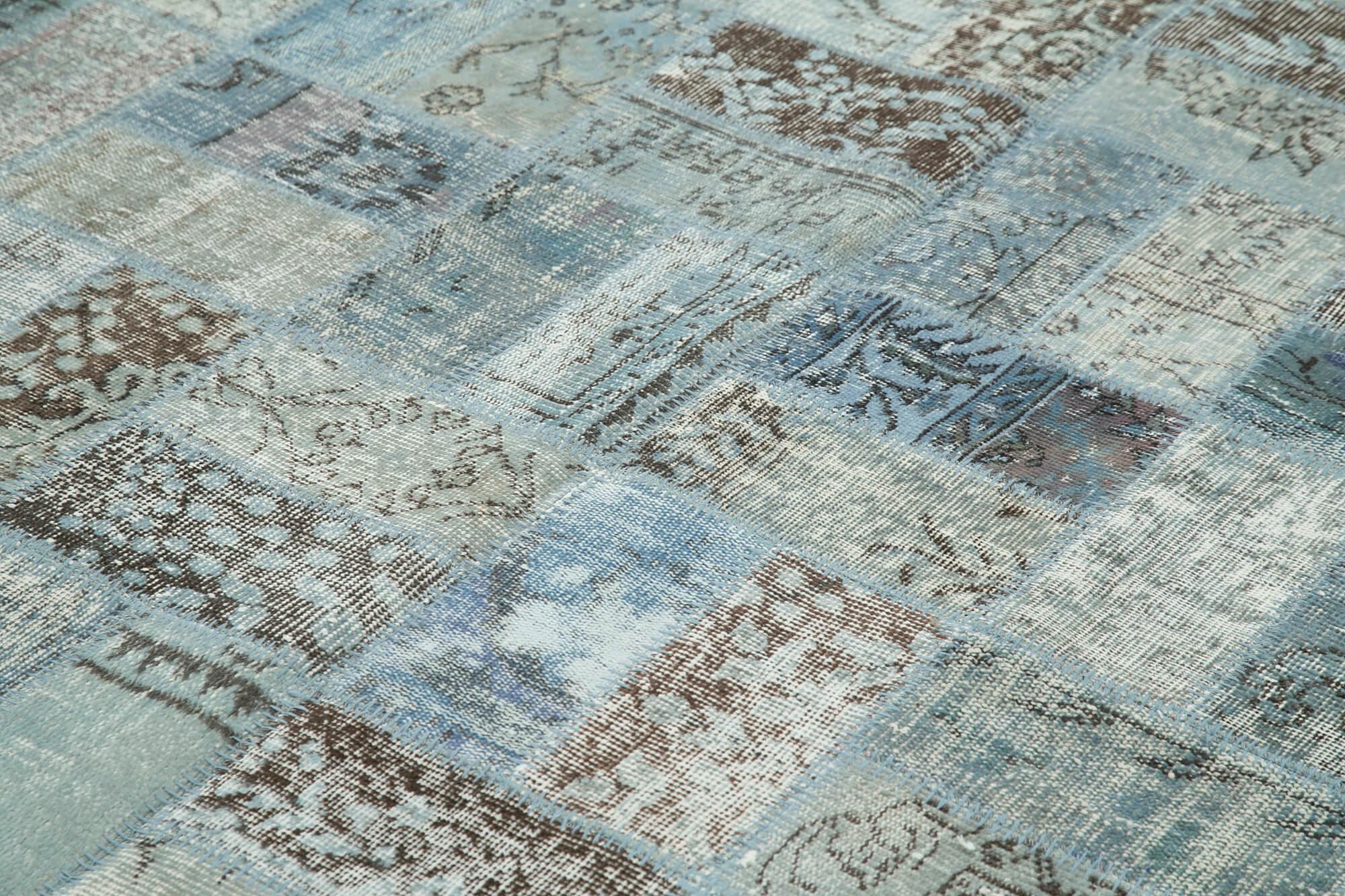 6 x 8 Blue Patchwork Rug - 618