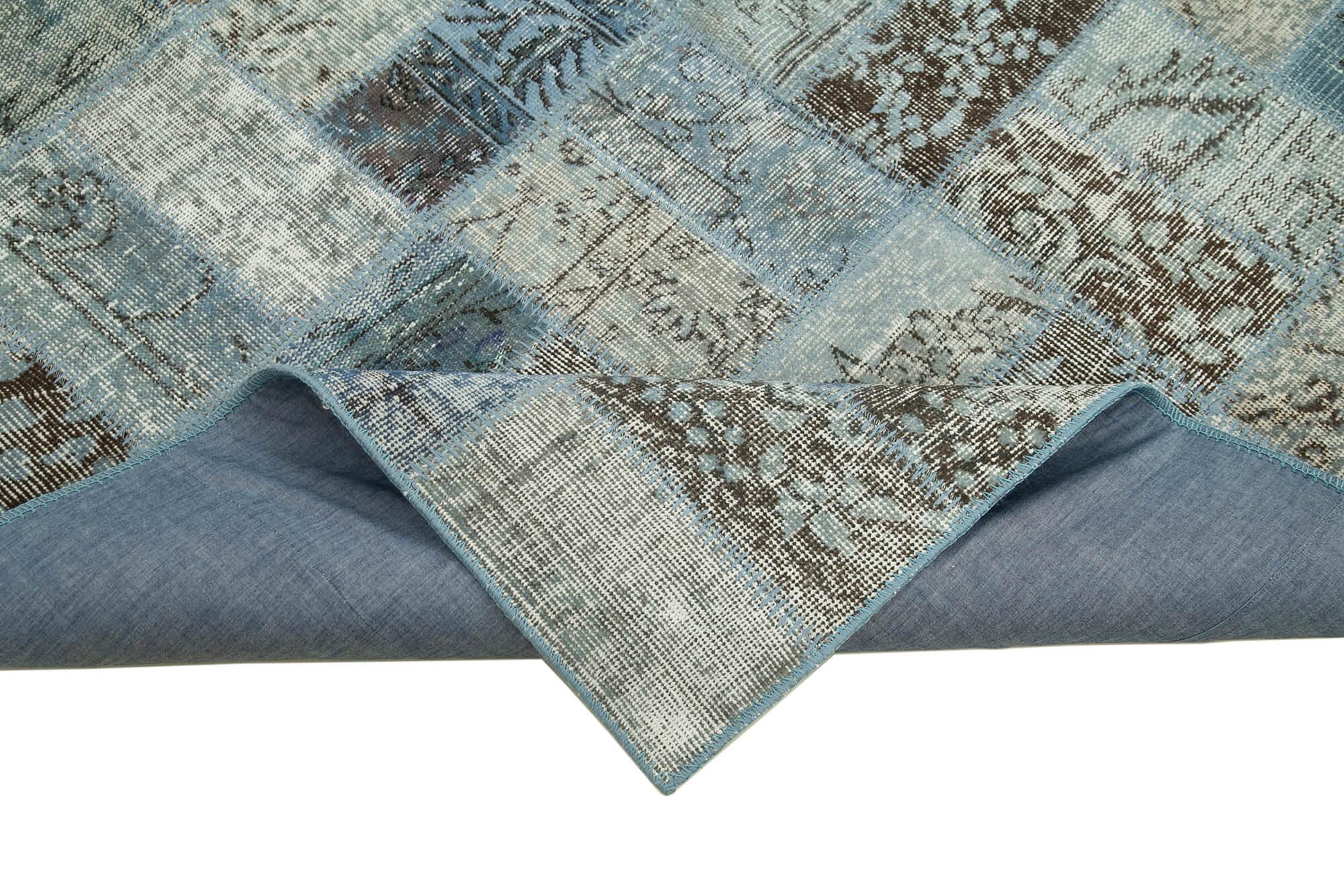 6 x 8 Blue Patchwork Rug - 618