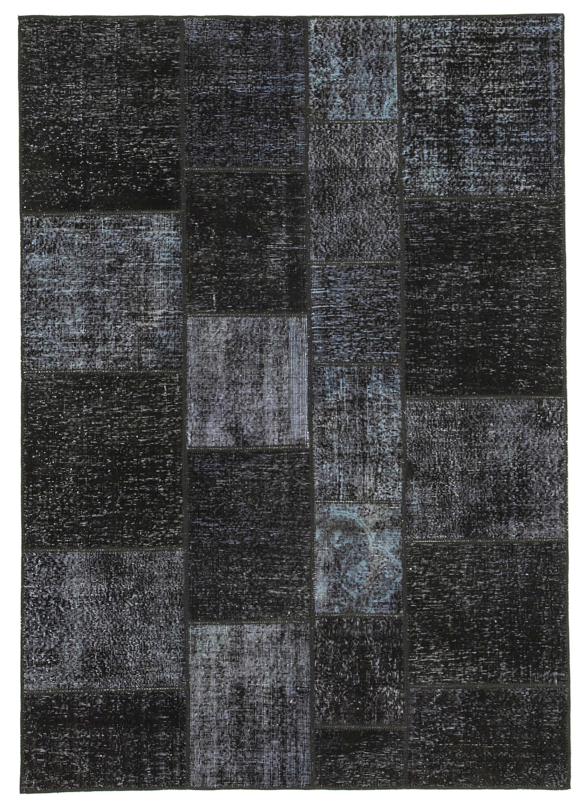 6 x 8 Black Patchwork Rug - 620