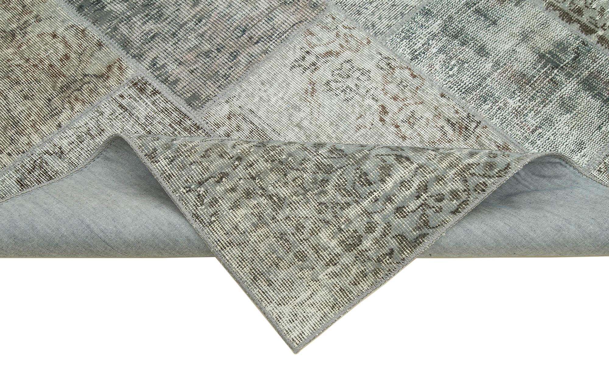 6 x 8 Grey Patchwork Rug - 621