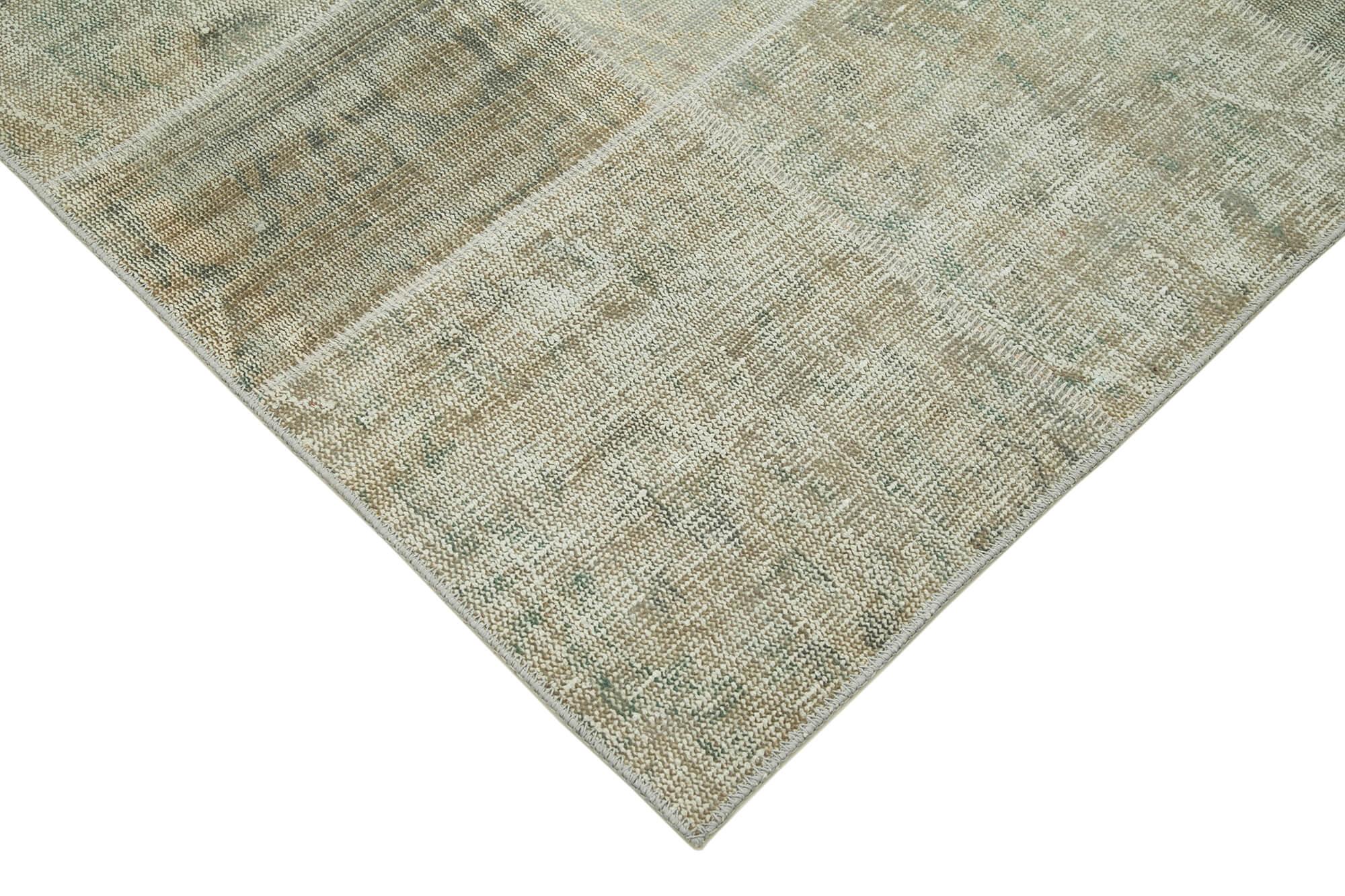 6 x 8 Beige Patchwork Rug - 623