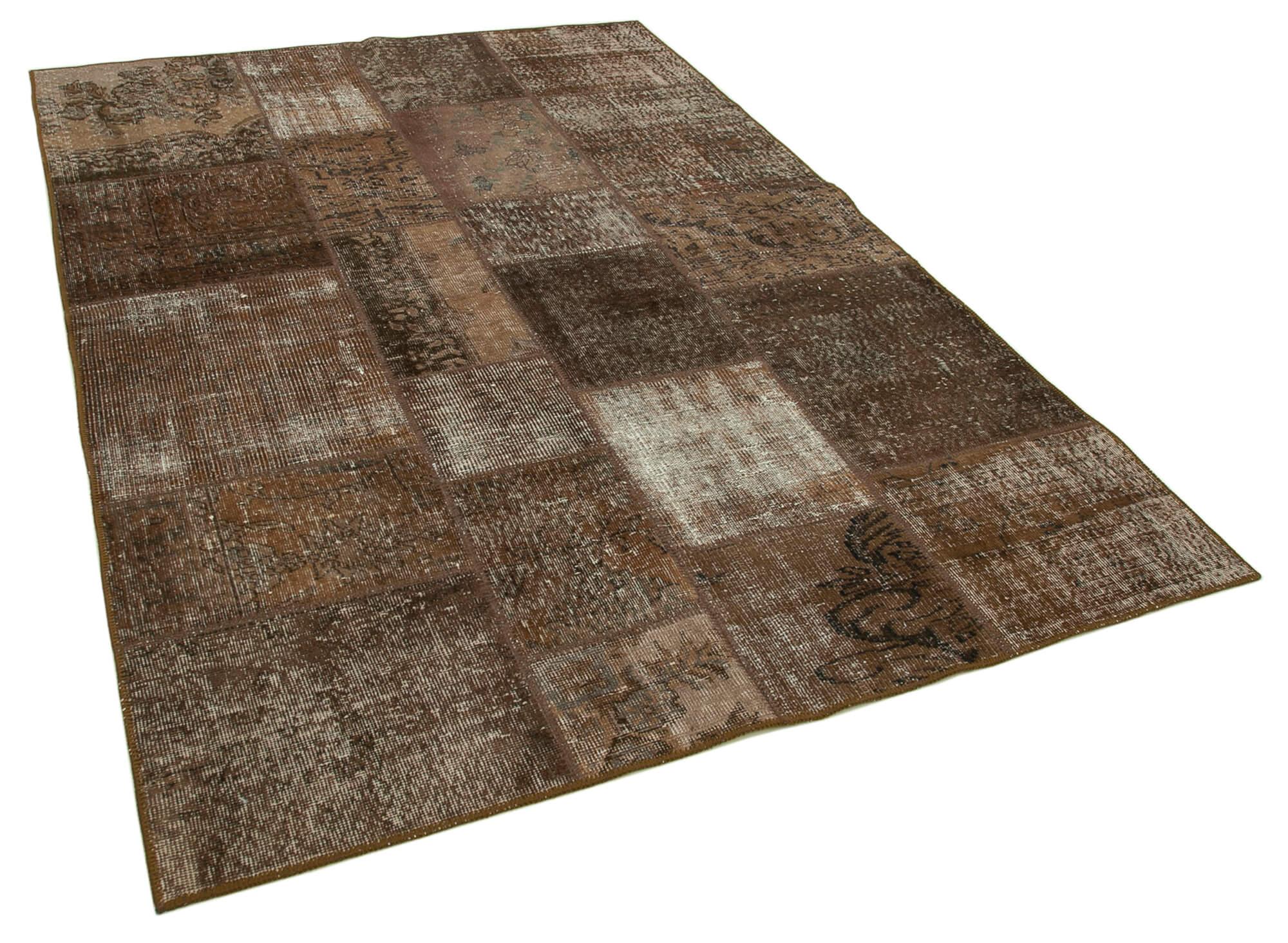 6 x 8 Brown Patchwork Rug - 625