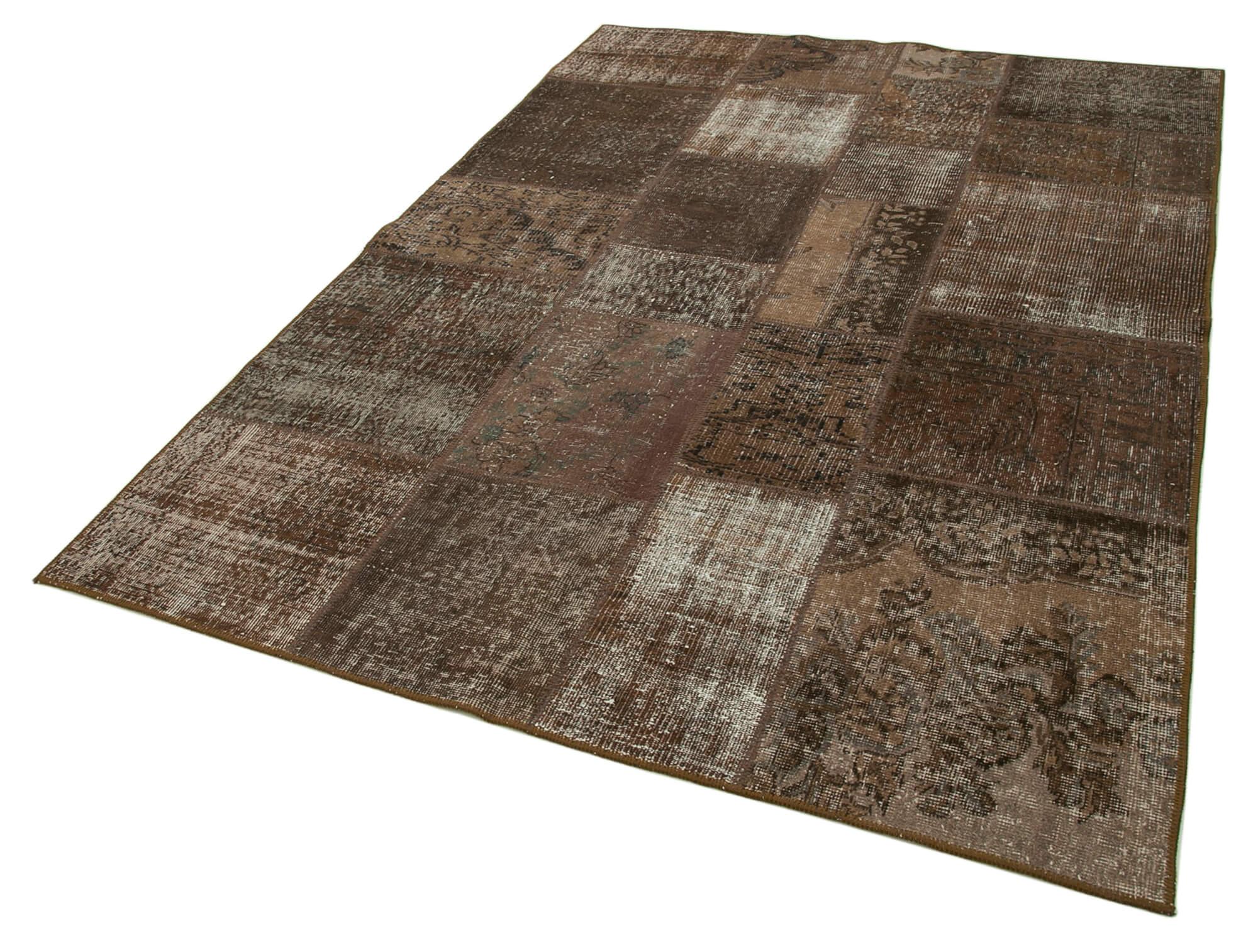 6 x 8 Brown Patchwork Rug - 625