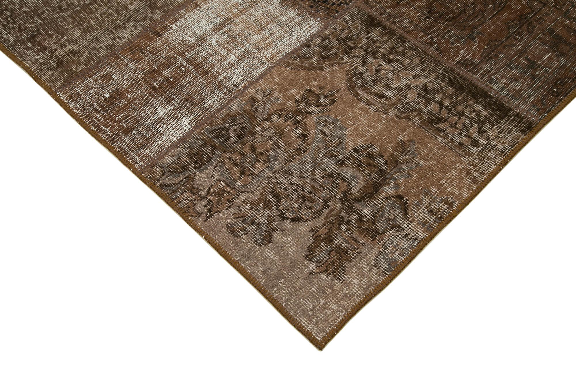 6 x 8 Brown Patchwork Rug - 625