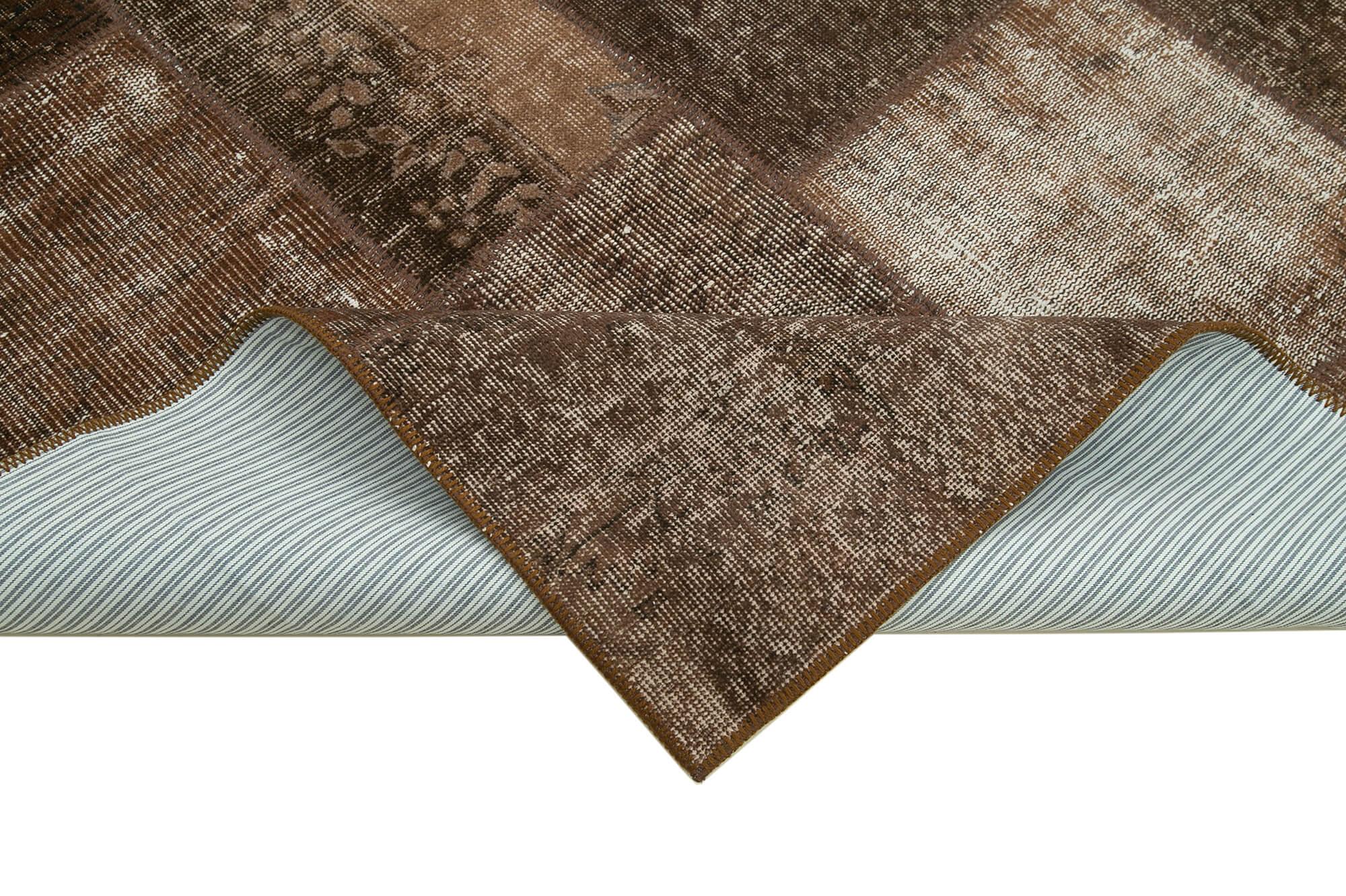 6 x 8 Brown Patchwork Rug - 625