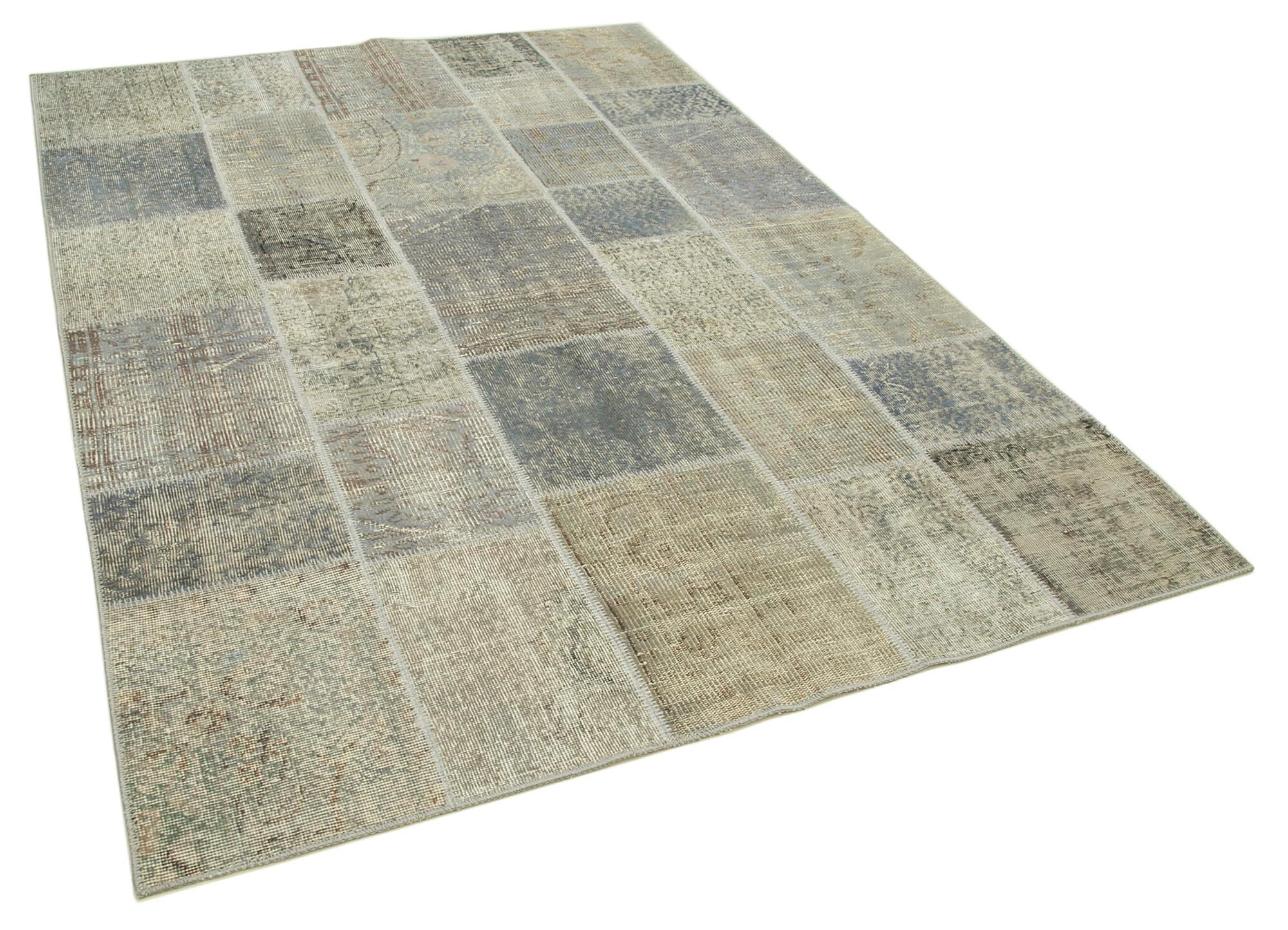 6 x 8 Grey Patchwork Rug - 637