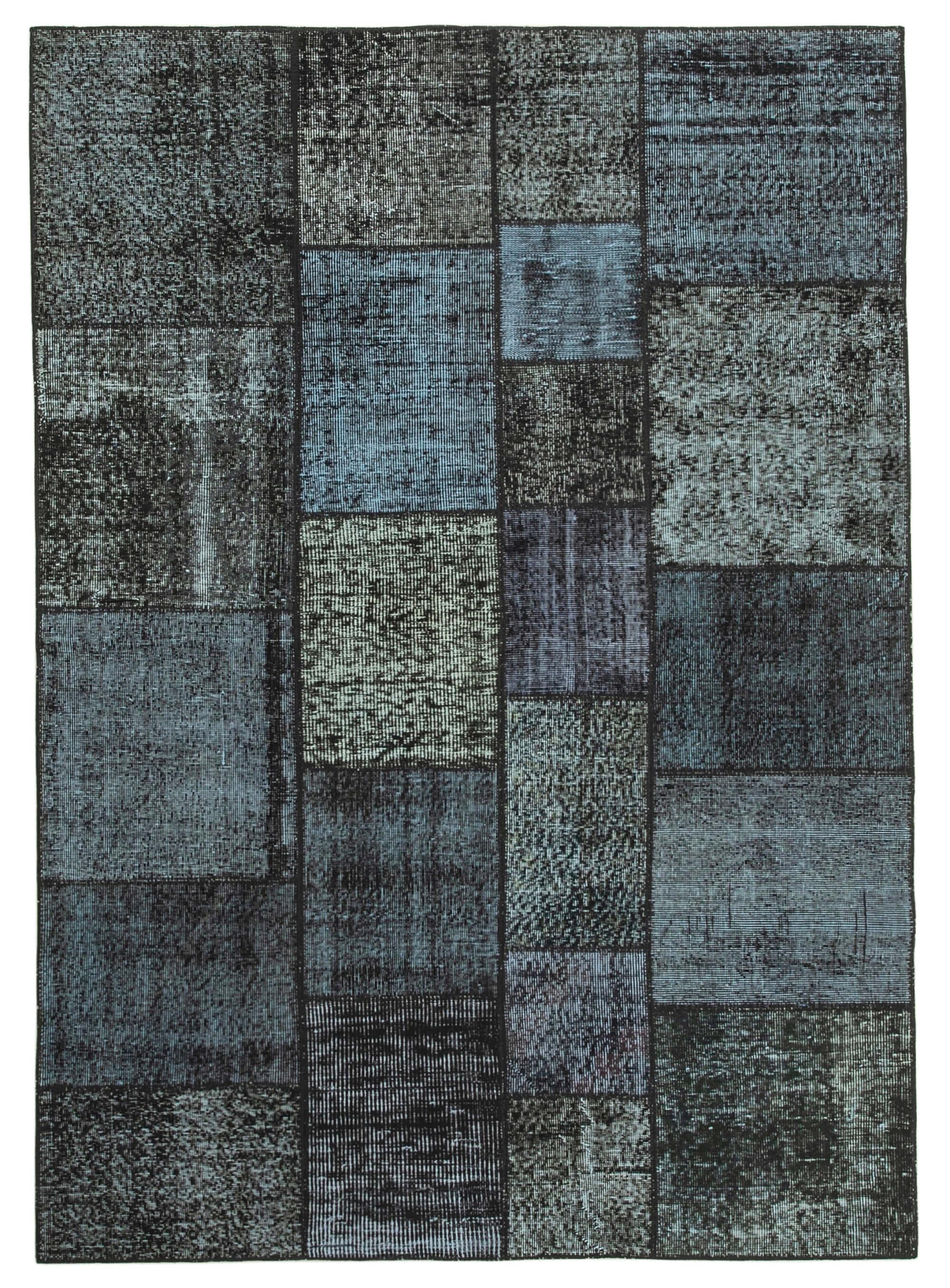 6 x 8 Black Patchwork Rug - 644