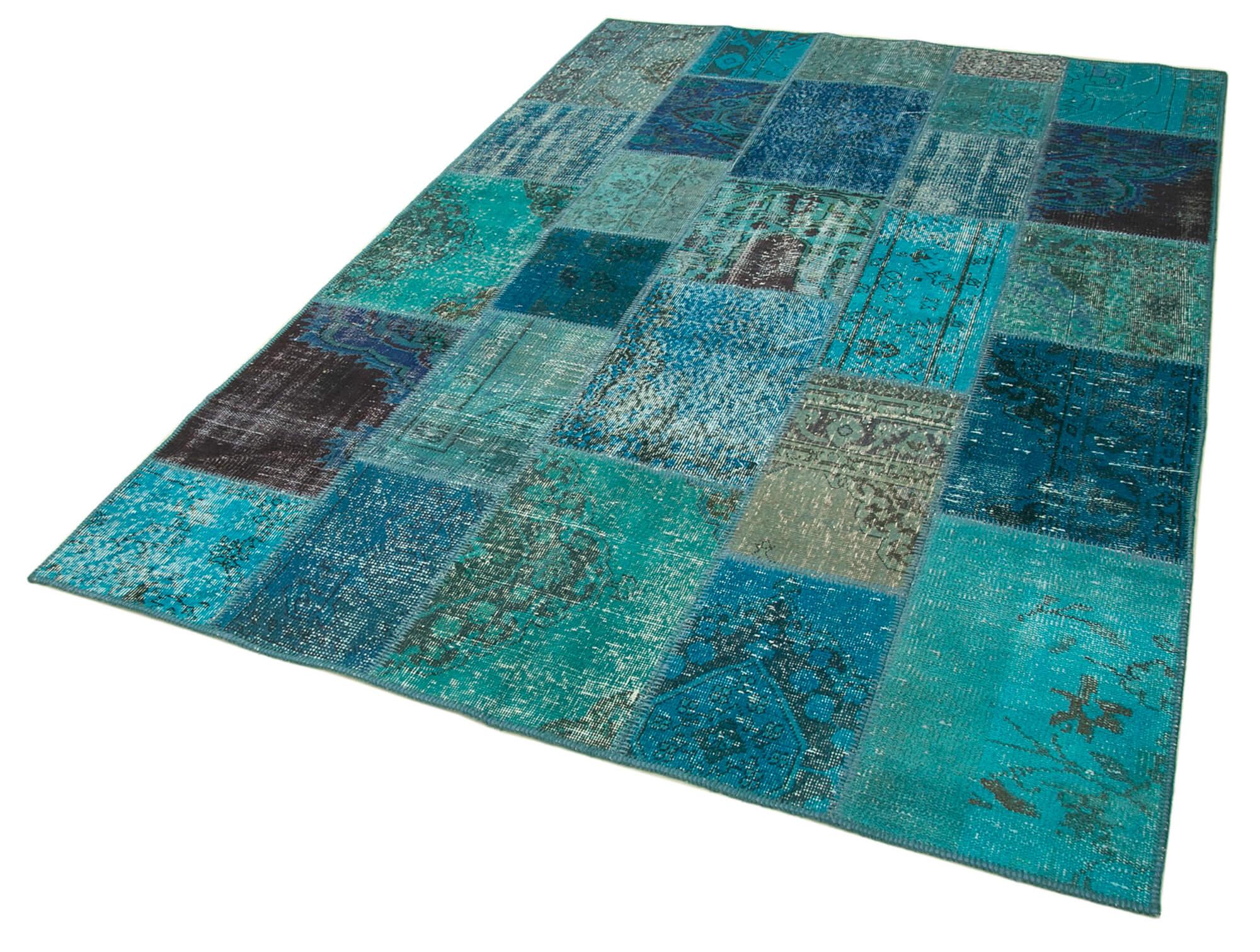 6 x 8 Turquoise Patchwork Rug - 651