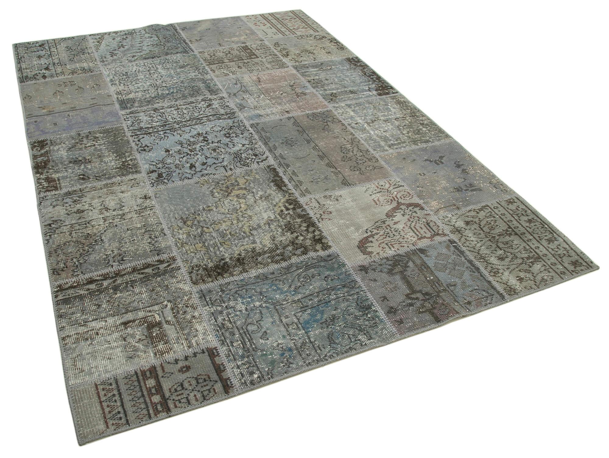 6 x 8 Grey Patchwork Rug - 654