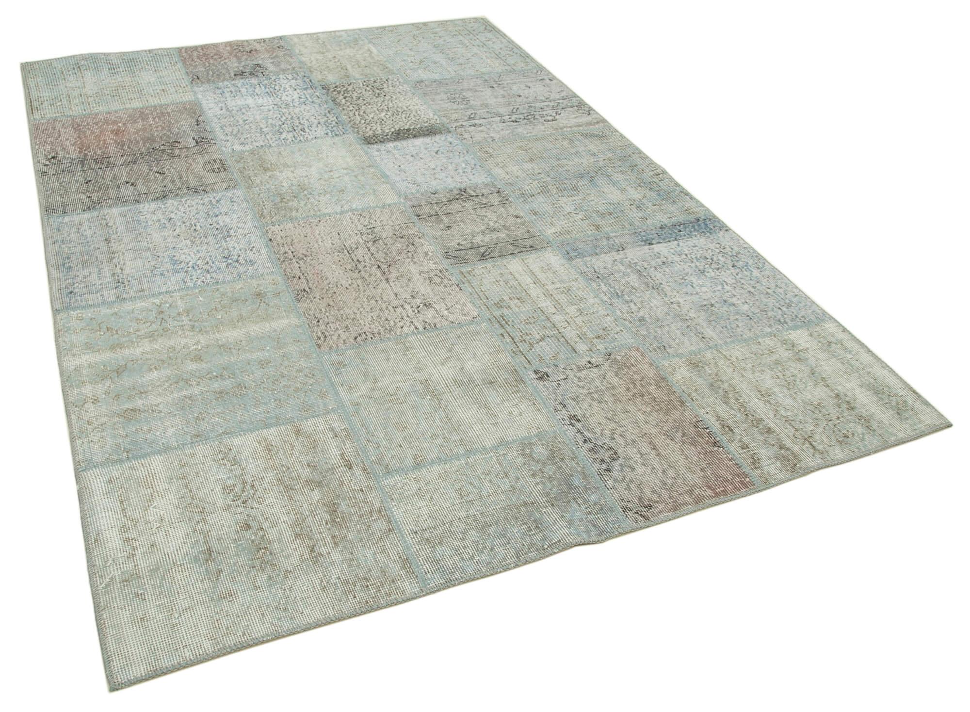 6 x 8 Blue Patchwork Rug - 663