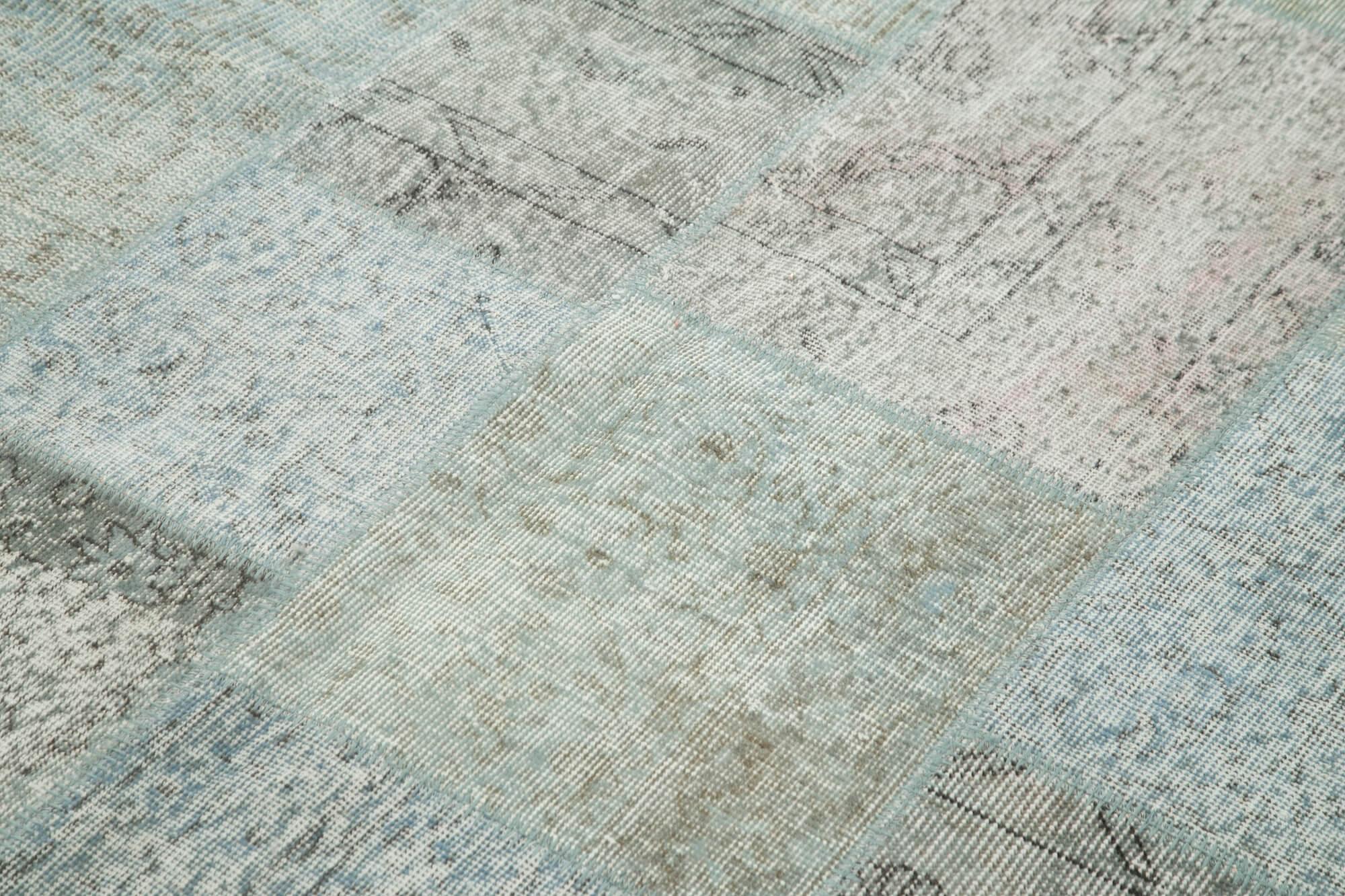 6 x 8 Blue Patchwork Rug - 663