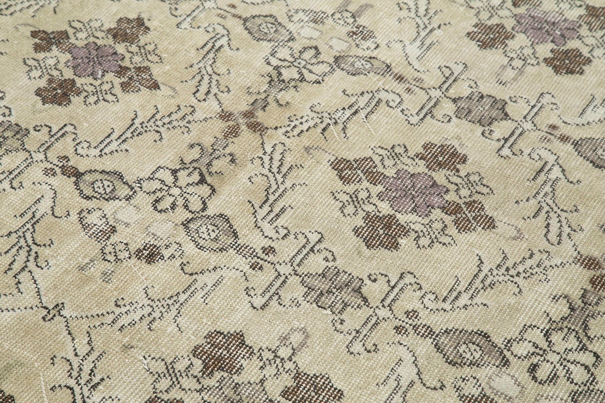 6 x 8 Beige Bohemian Rug  - 744