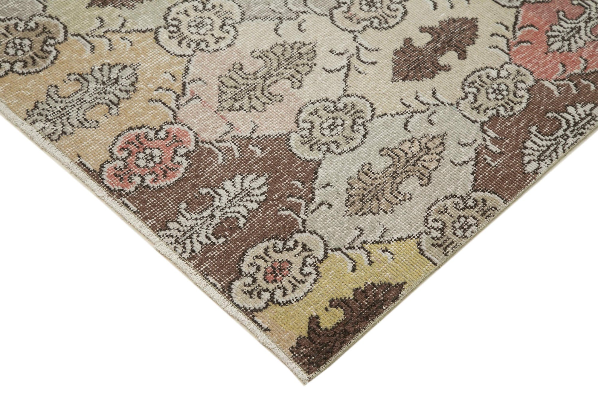 5 x 10 Beige Bohemian Rug  - 747