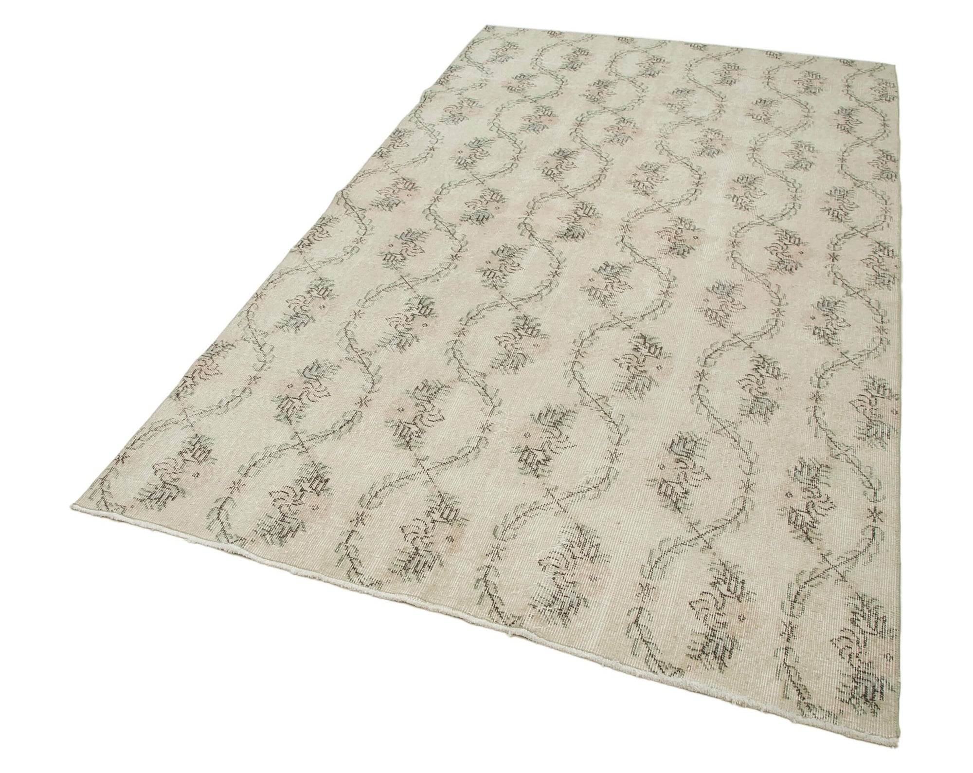 5 x 8 Beige Bohemian Rug  - 753