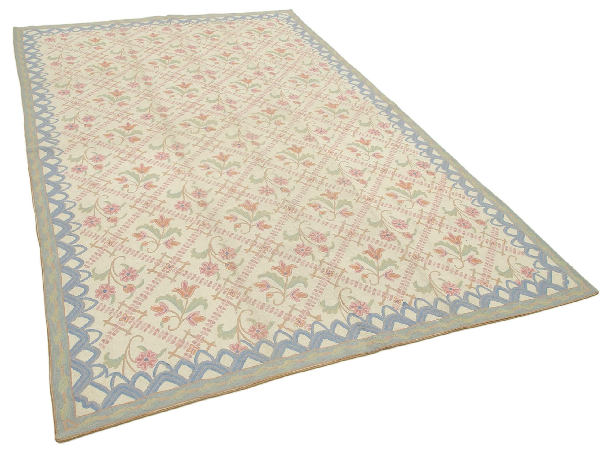 6 x 9 Beige Needlepoint Kilim Rug - 877