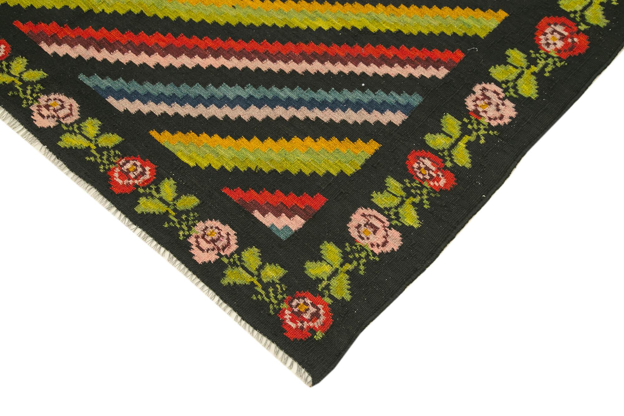 6 x 10 Black Vintage Moldovan Kilim Rug - 103