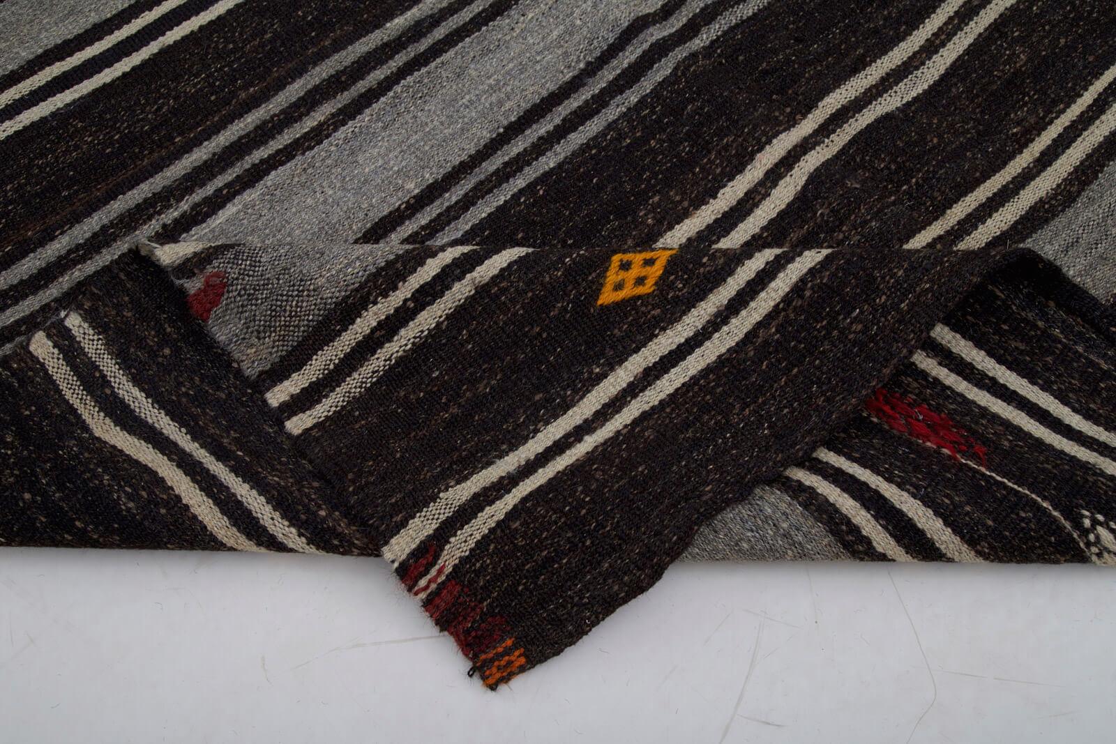 6 x 10 Brown Vintage Turkish Kilim Rug - 344