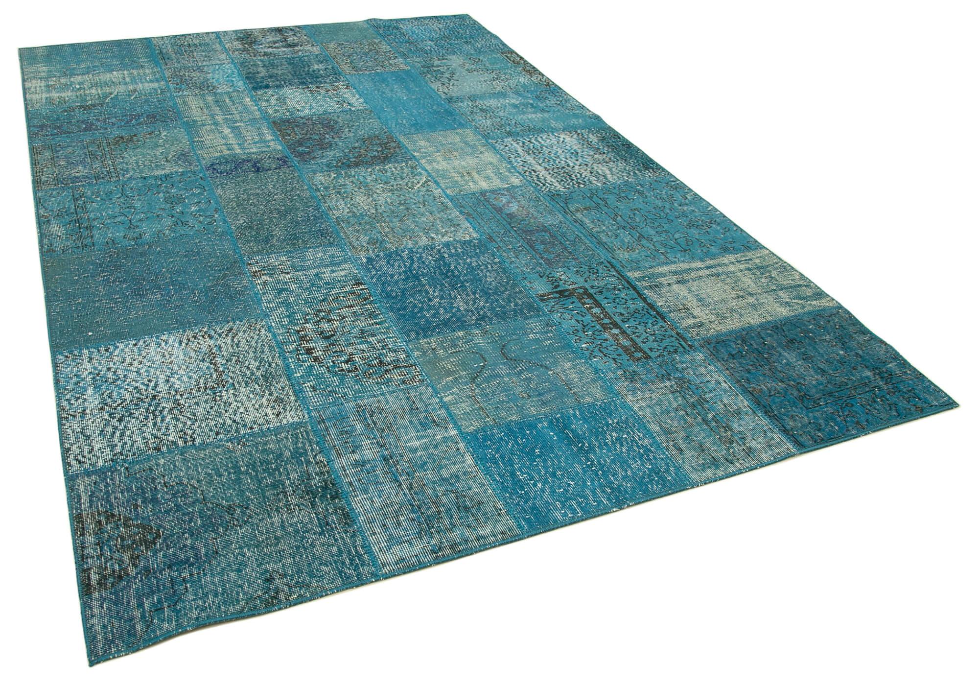 7 x 10 Blue Patchwork Rug - 682