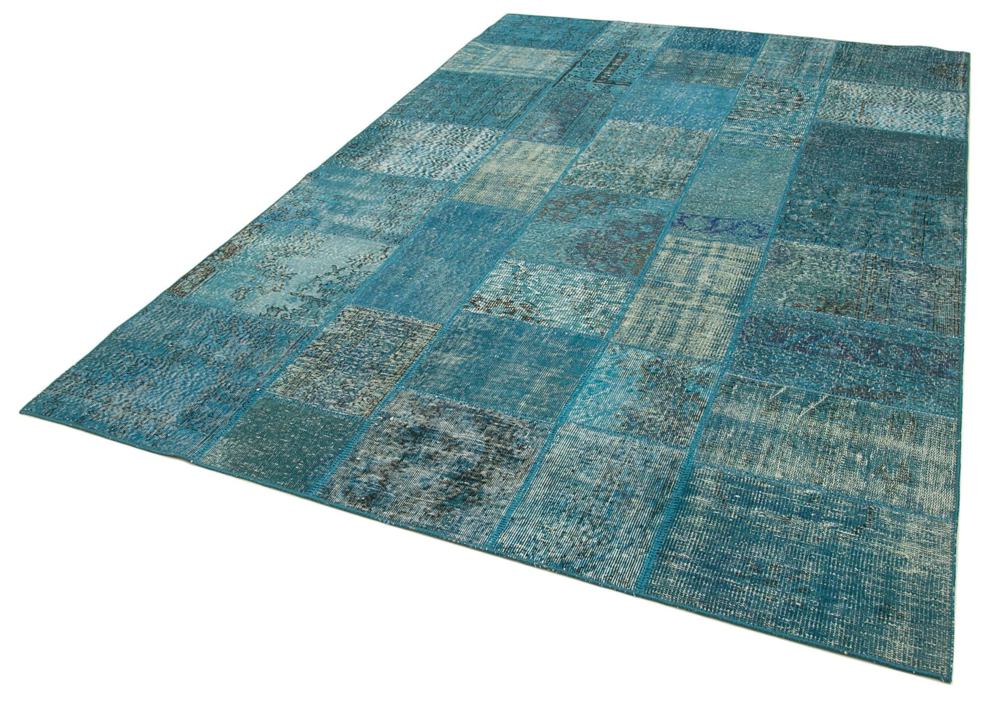 7 x 10 Blue Patchwork Rug - 682