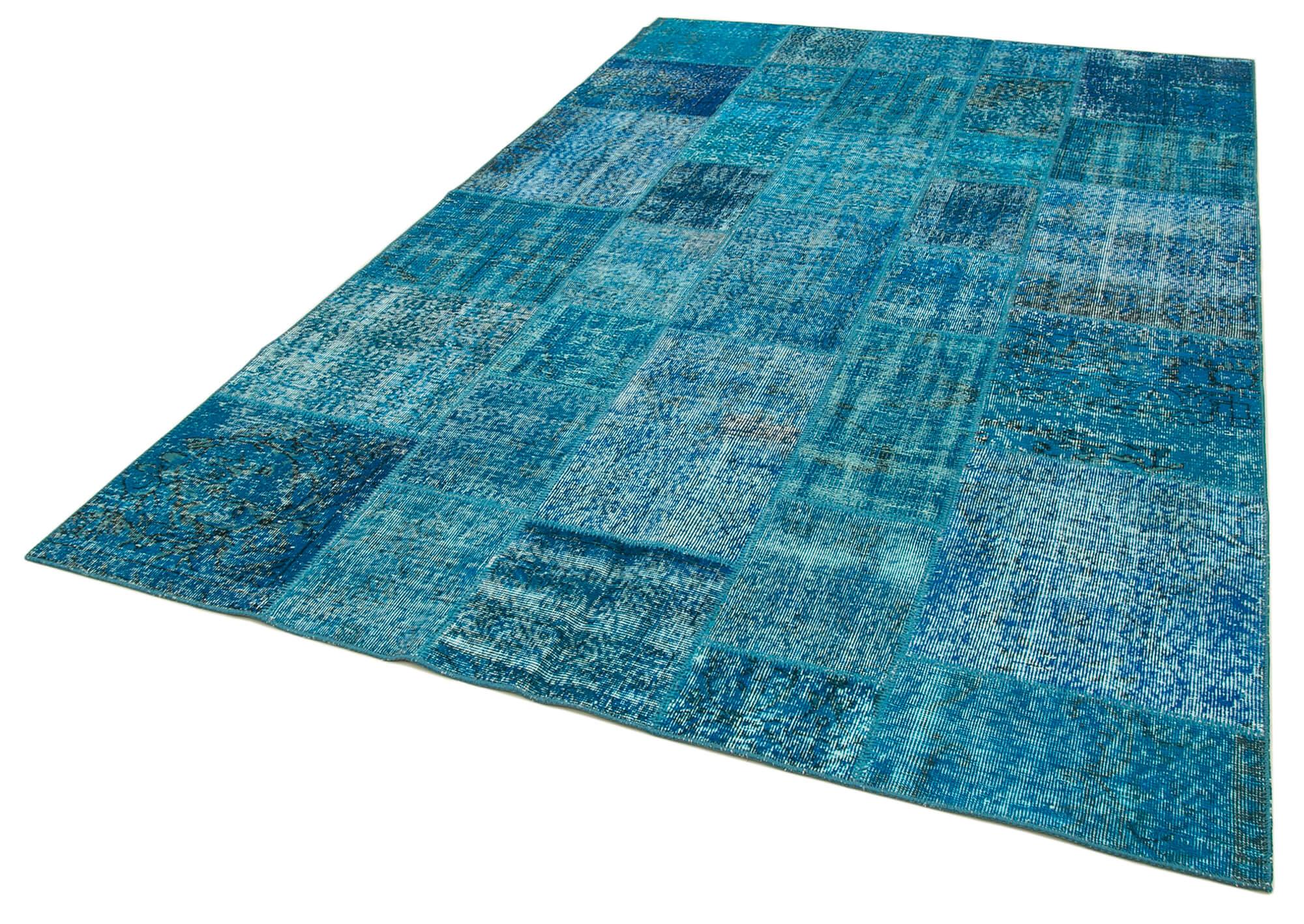 7 x 10 Blue Patchwork Rug - 684