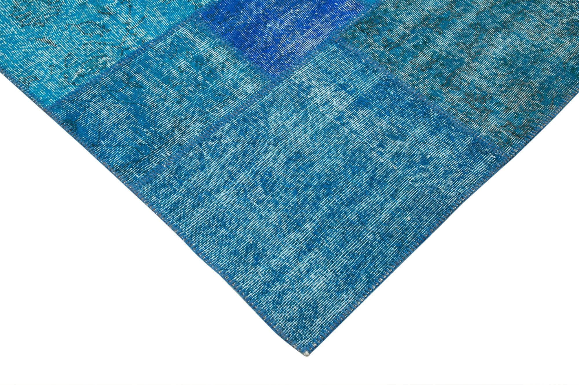 7 x 10 Blue Patchwork Rug - 694