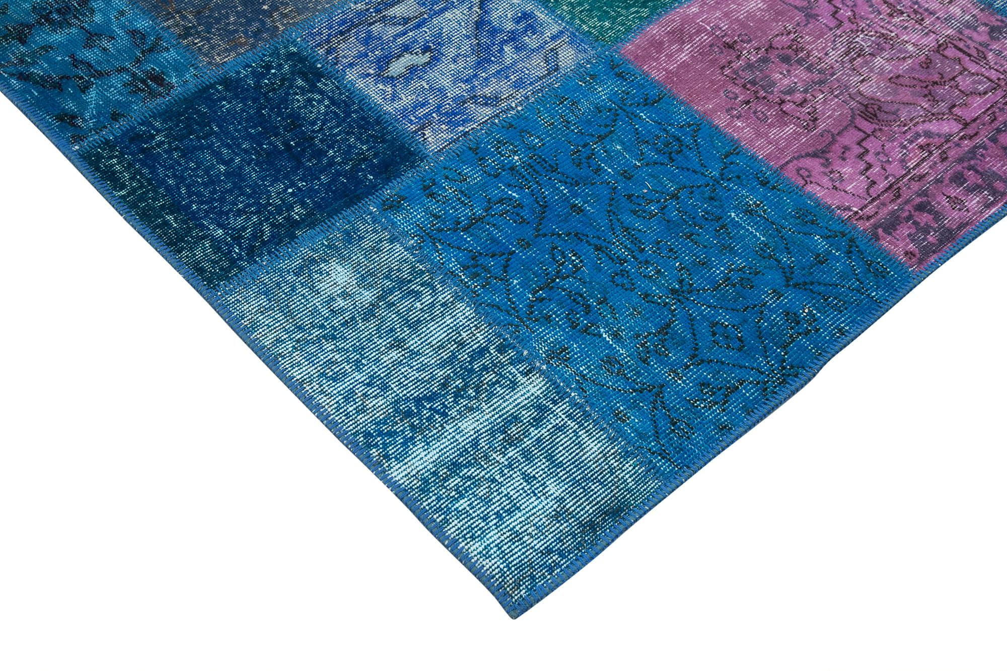 7 x 10 Blue Patchwork Rug - 705