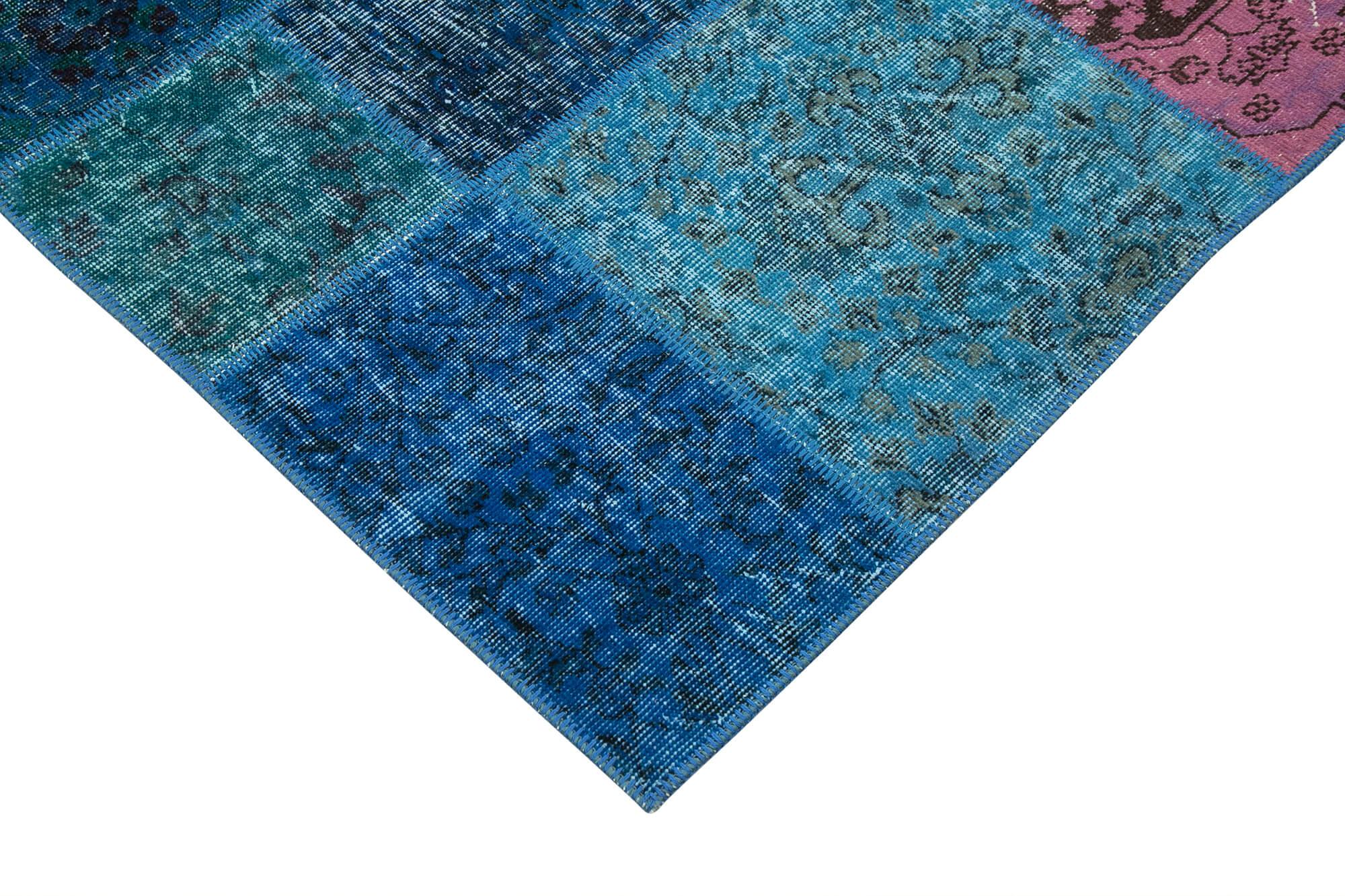 7 x 10 Blue Patchwork Rug - 709