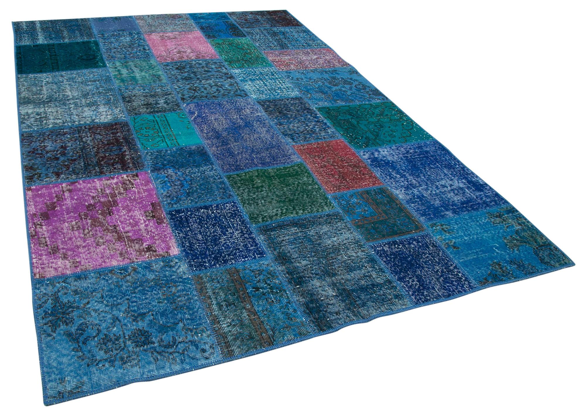 7 x 10 Blue Patchwork Rug - 710