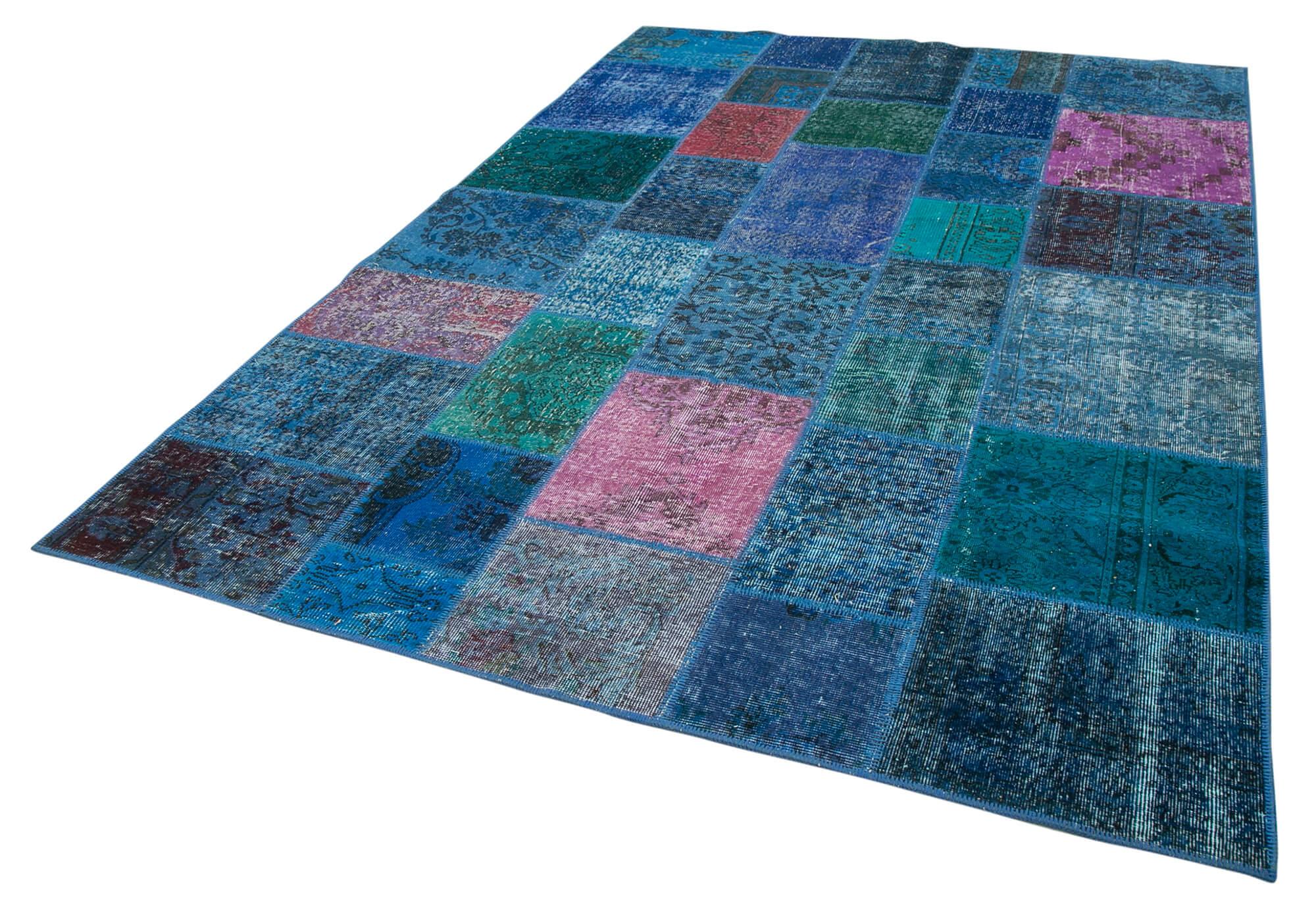 7 x 10 Blue Patchwork Rug - 710