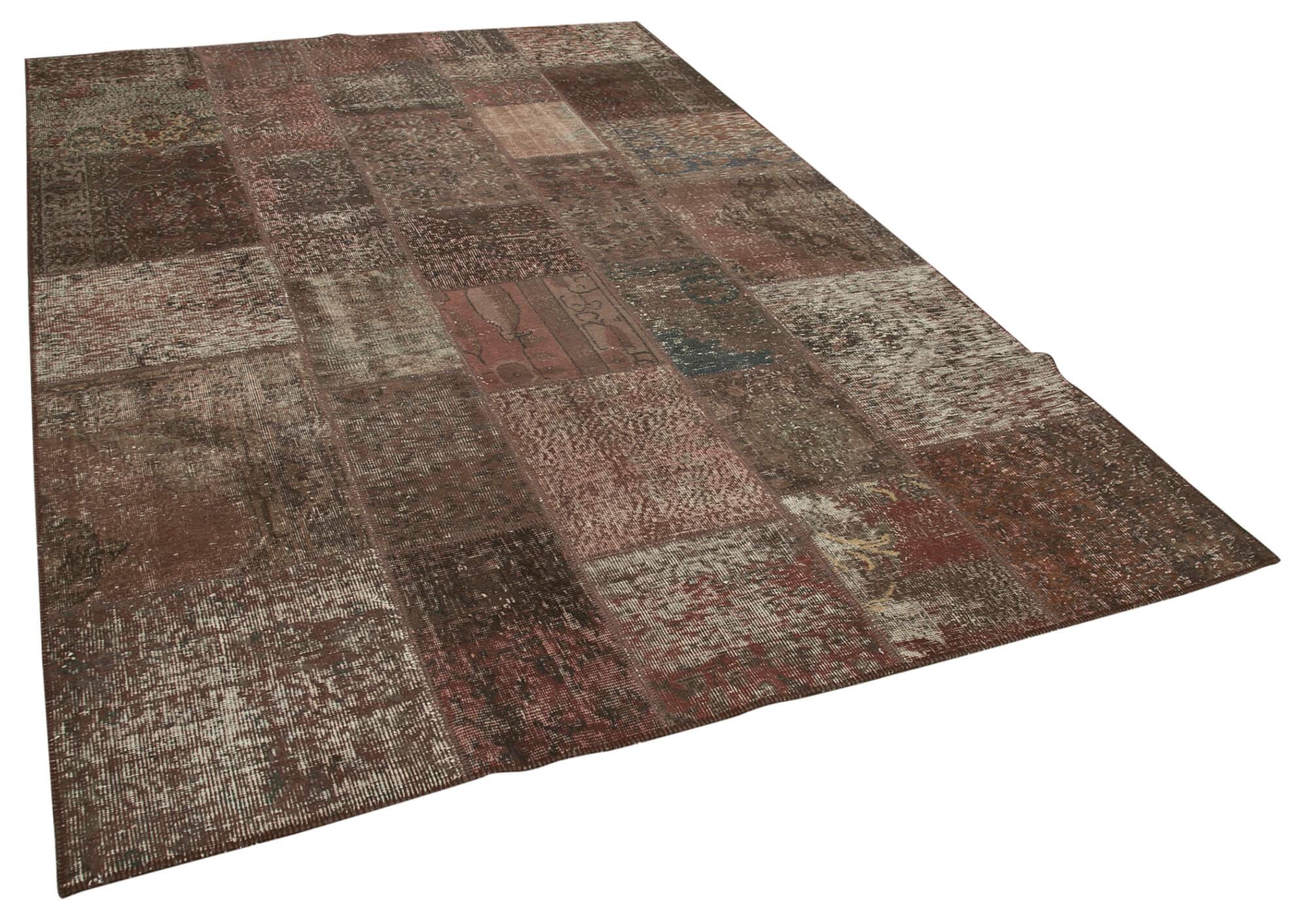 7 x 10 Brown Patchwork Rug - 712