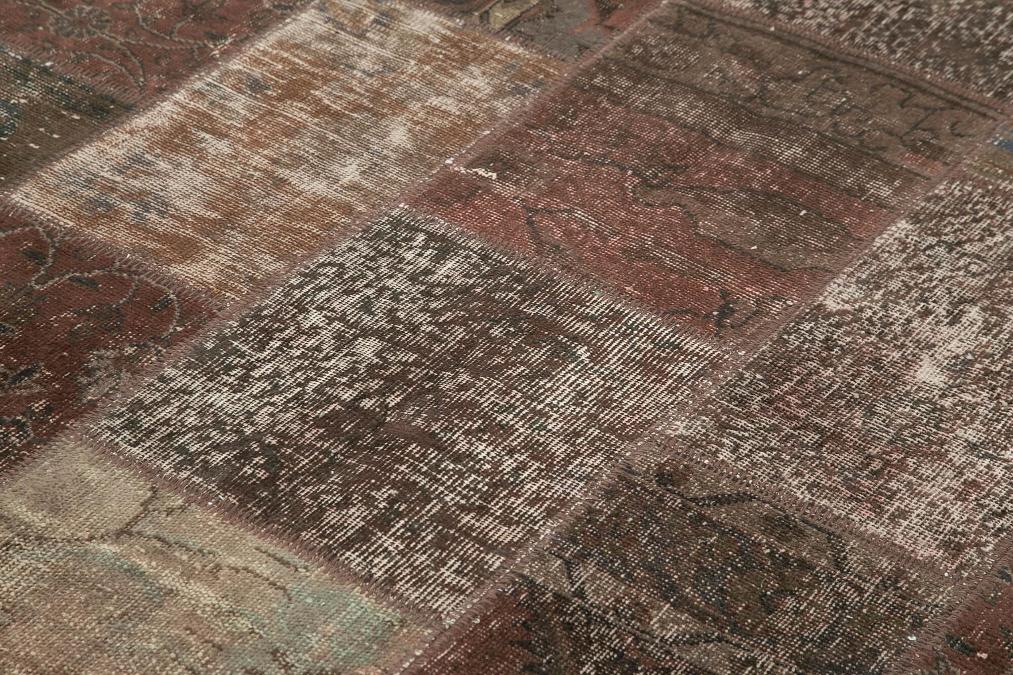 7 x 10 Brown Patchwork Rug - 714