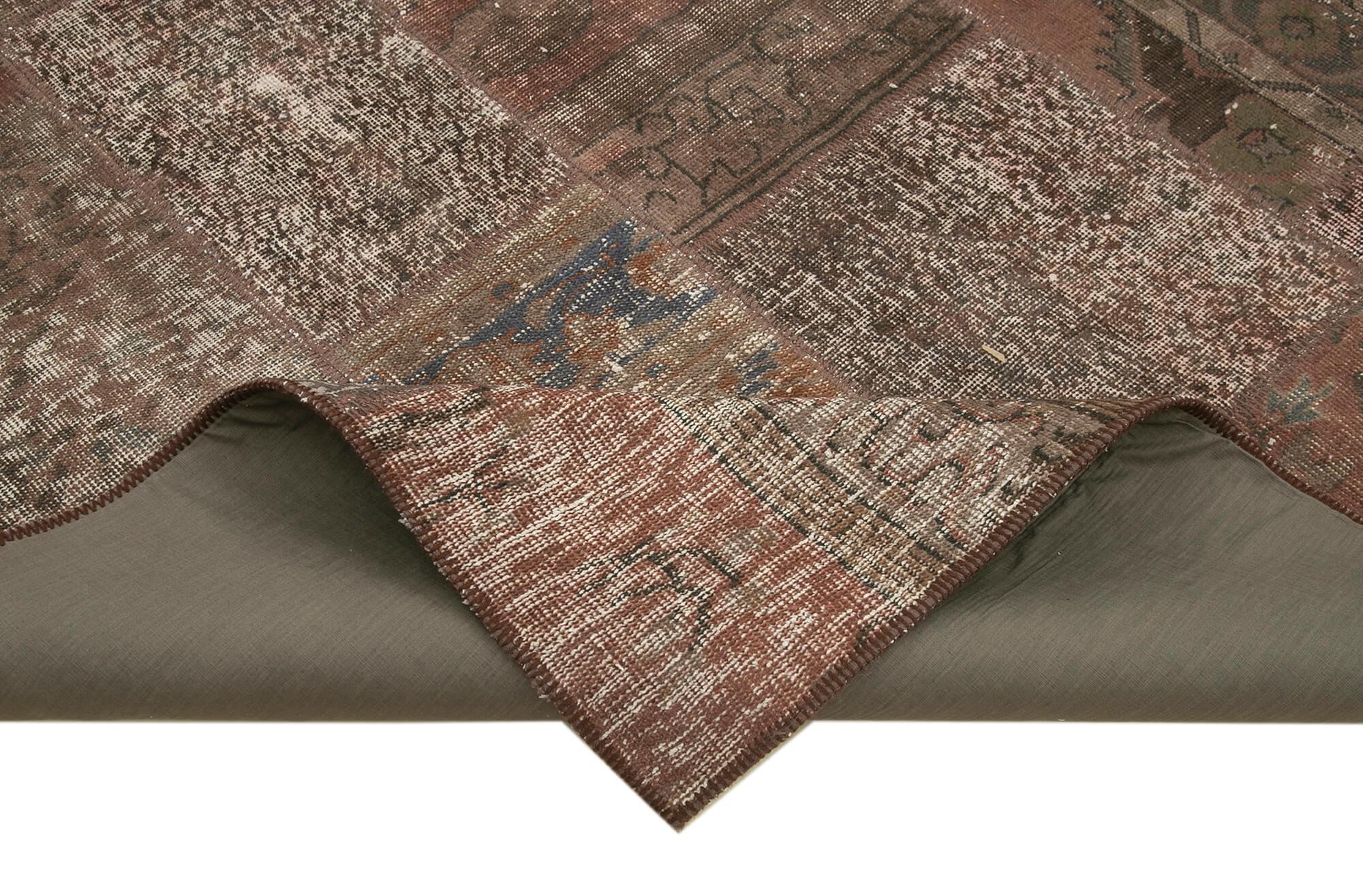 7 x 10 Brown Patchwork Rug - 714