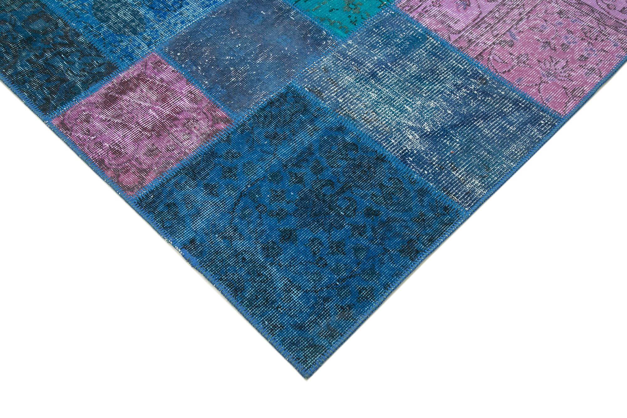 7 x 10 Blue Patchwork Rug - 715